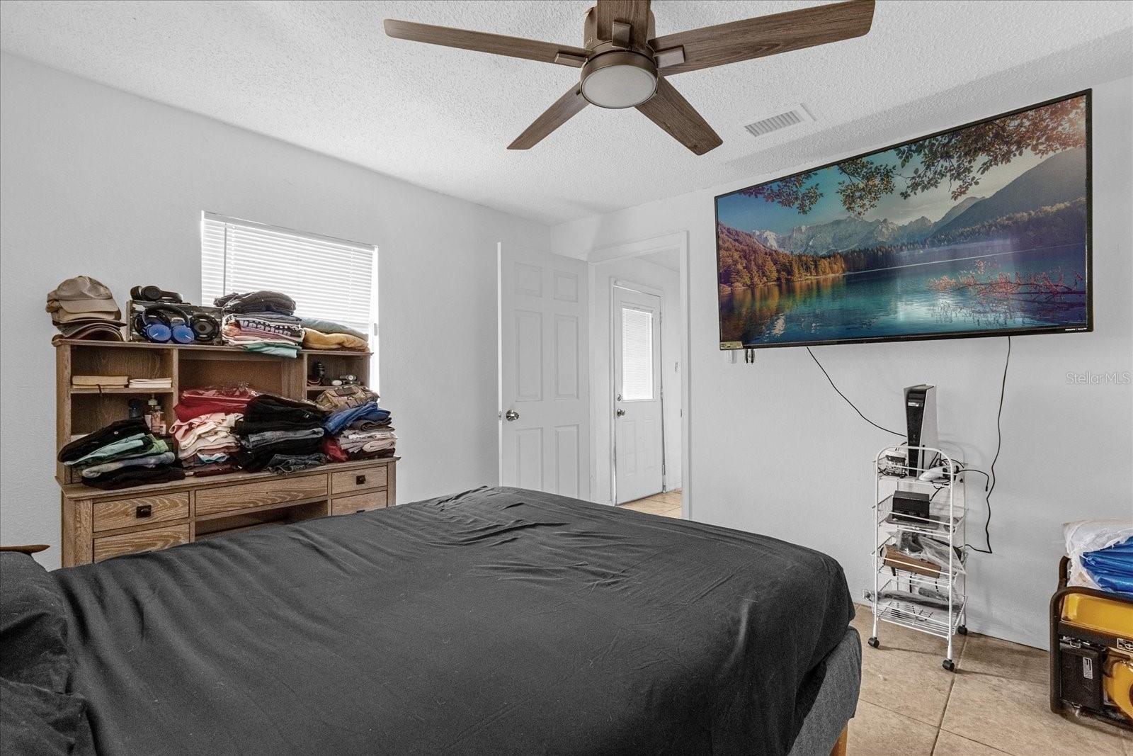 Image 9 of 19 For 2413 Marlboro Street