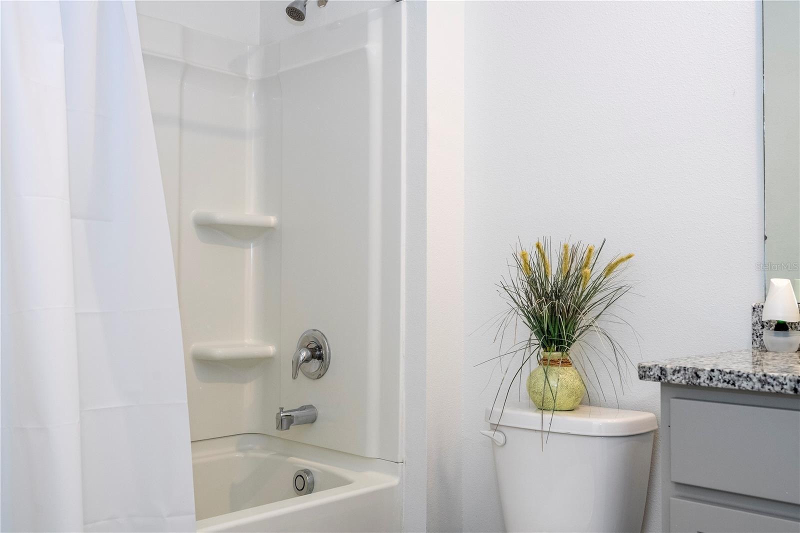 Image 30 of 83 For 2132 Desert Rose Drive