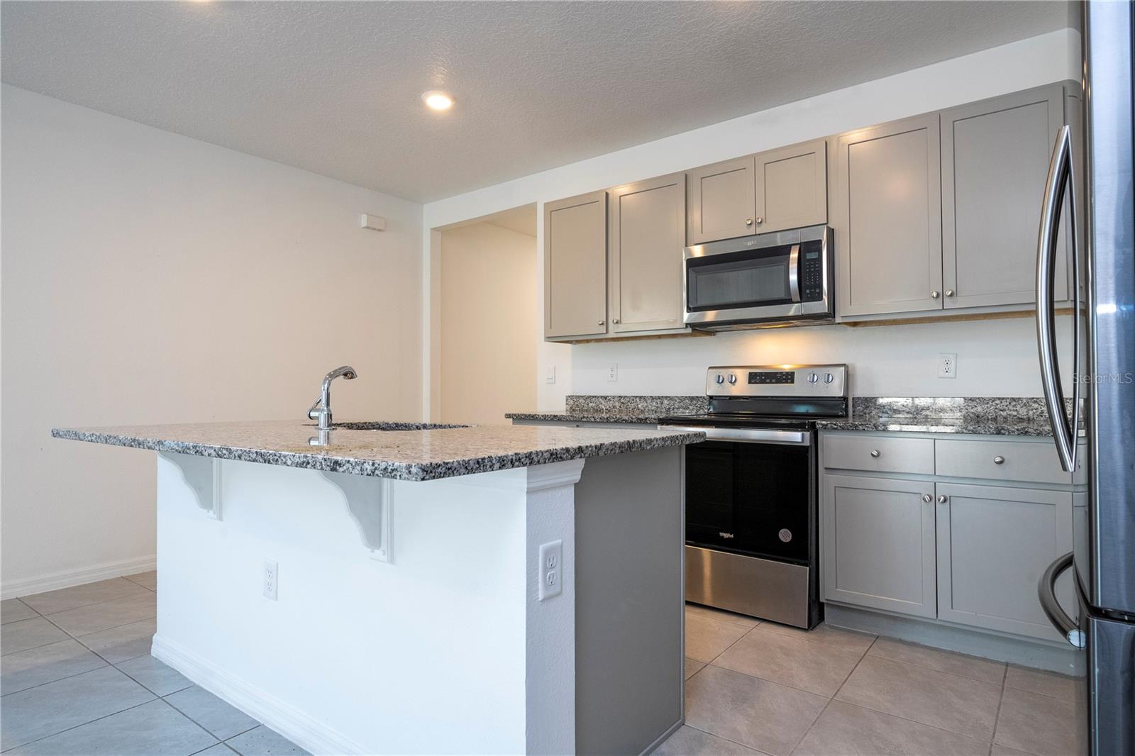 Image 42 of 83 For 2132 Desert Rose Drive