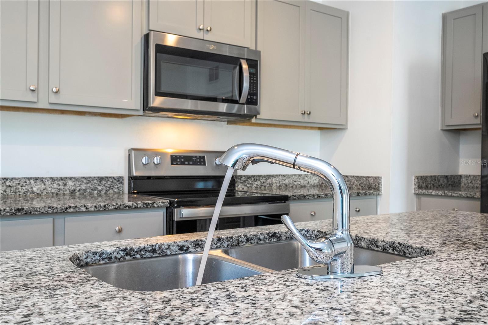 Image 44 of 83 For 2132 Desert Rose Drive