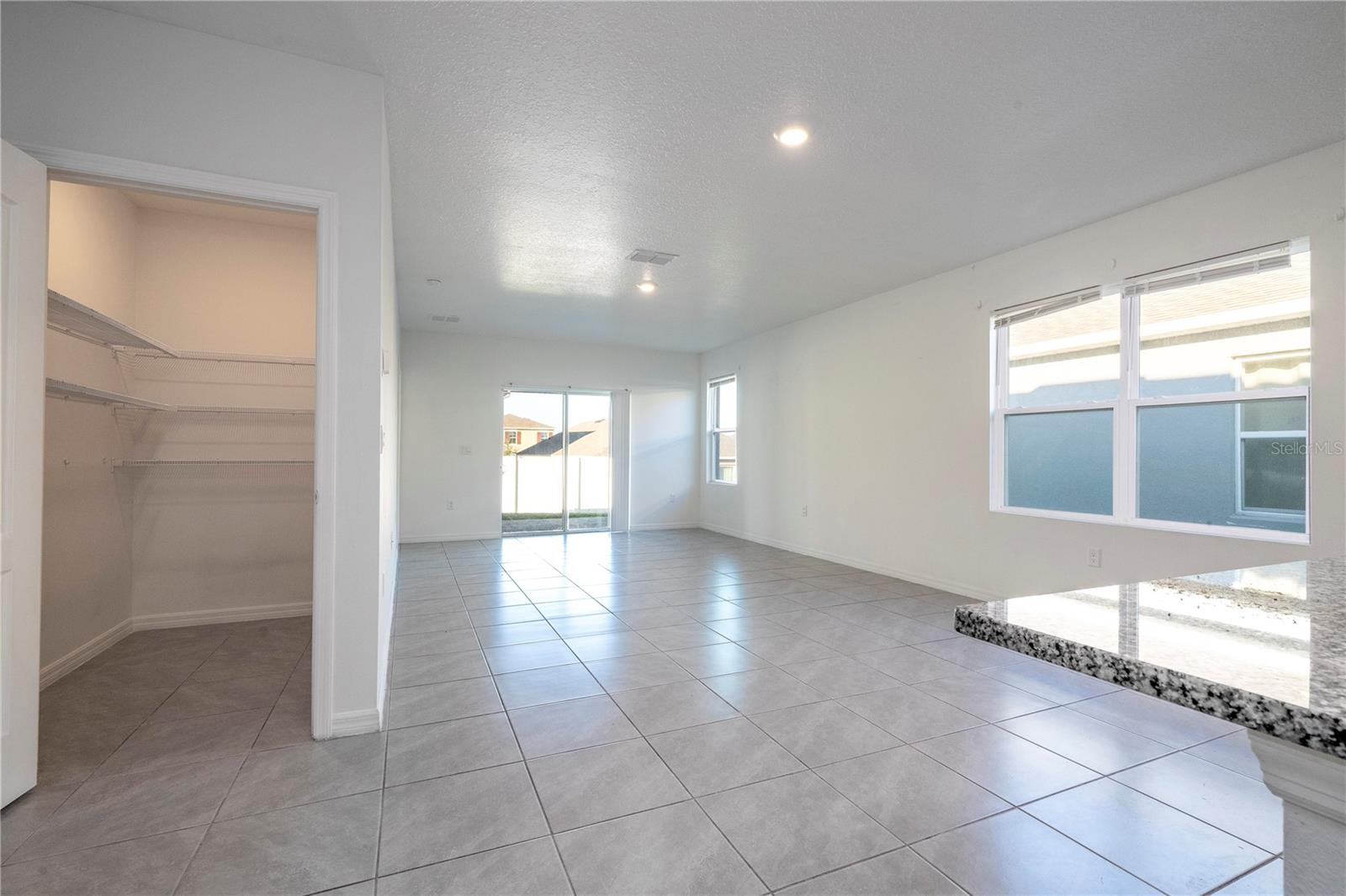 Image 50 of 83 For 2132 Desert Rose Drive