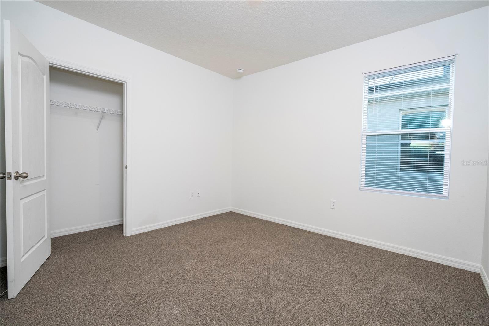 Image 52 of 83 For 2132 Desert Rose Drive