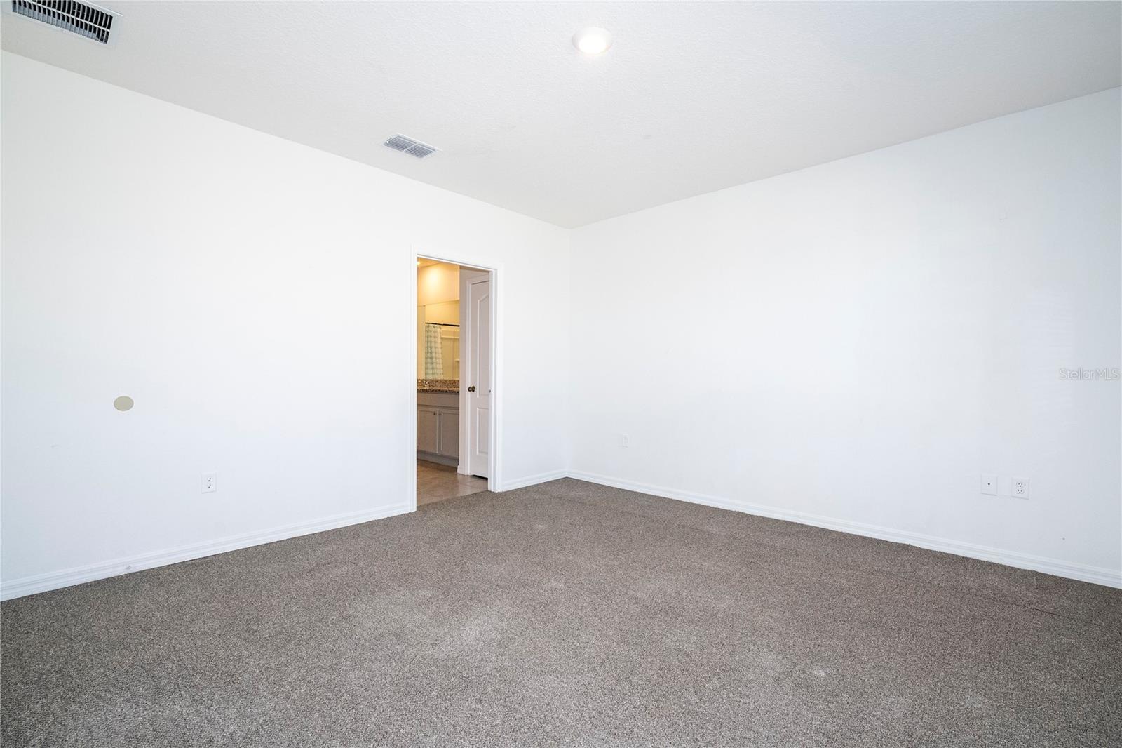 Image 58 of 83 For 2132 Desert Rose Drive