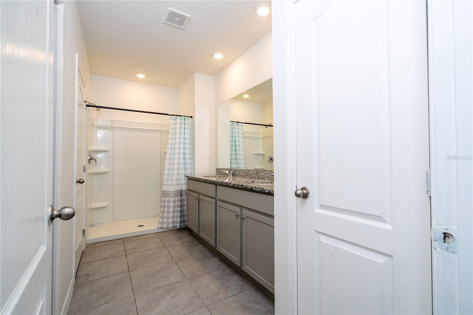 Image 60 of 83 For 2132 Desert Rose Drive