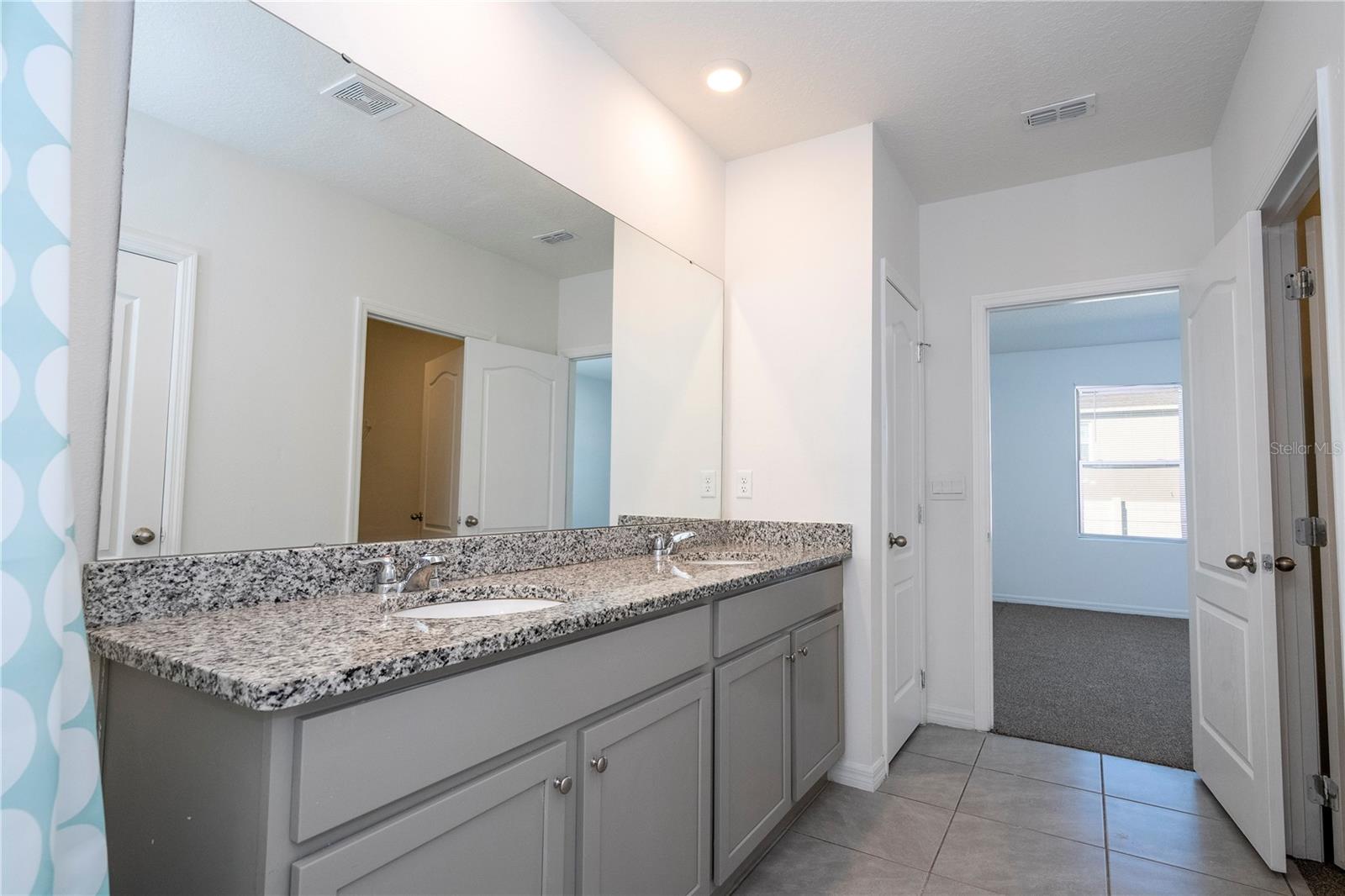 Image 63 of 83 For 2132 Desert Rose Drive