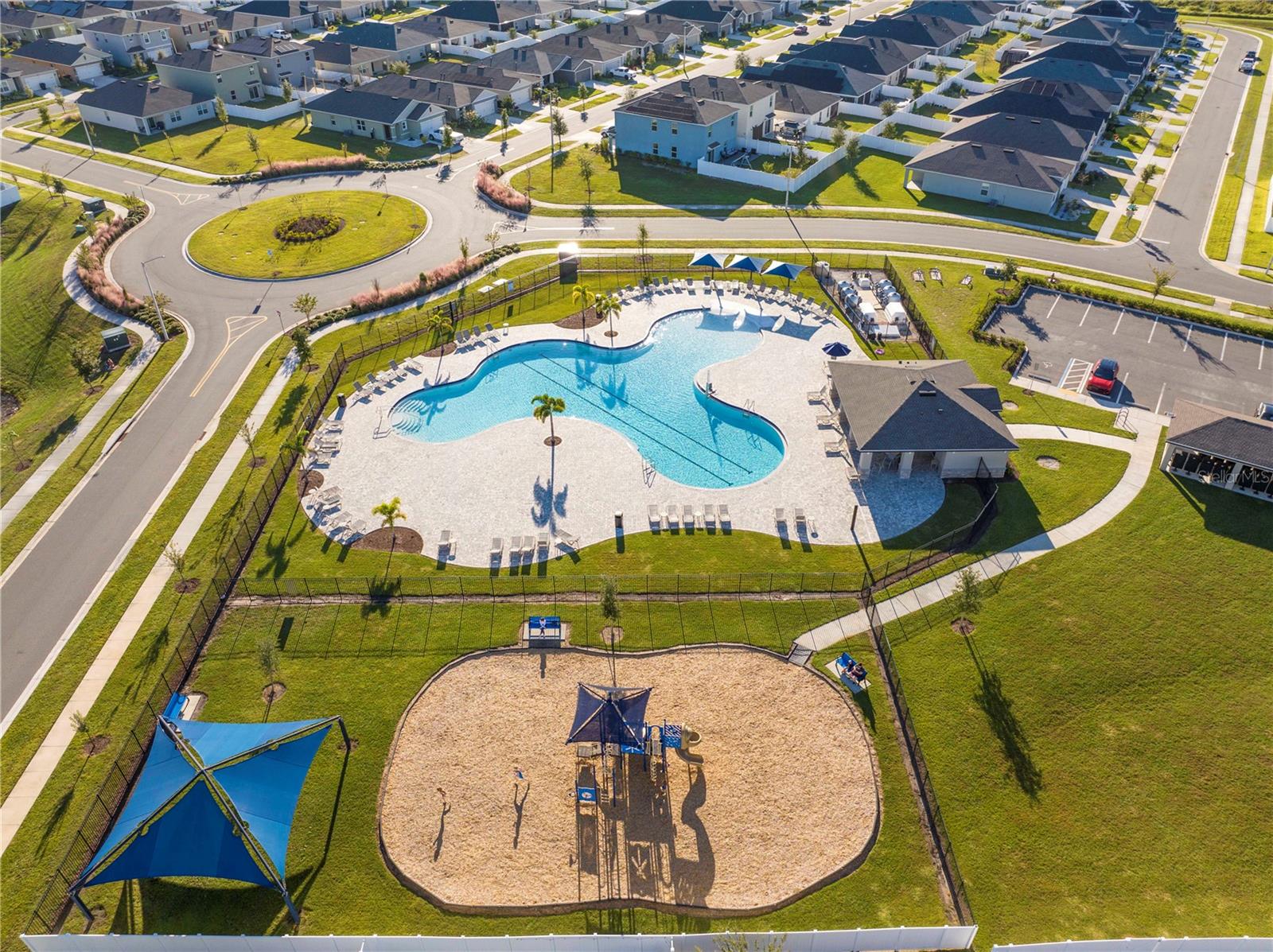 Image 71 of 83 For 2132 Desert Rose Drive