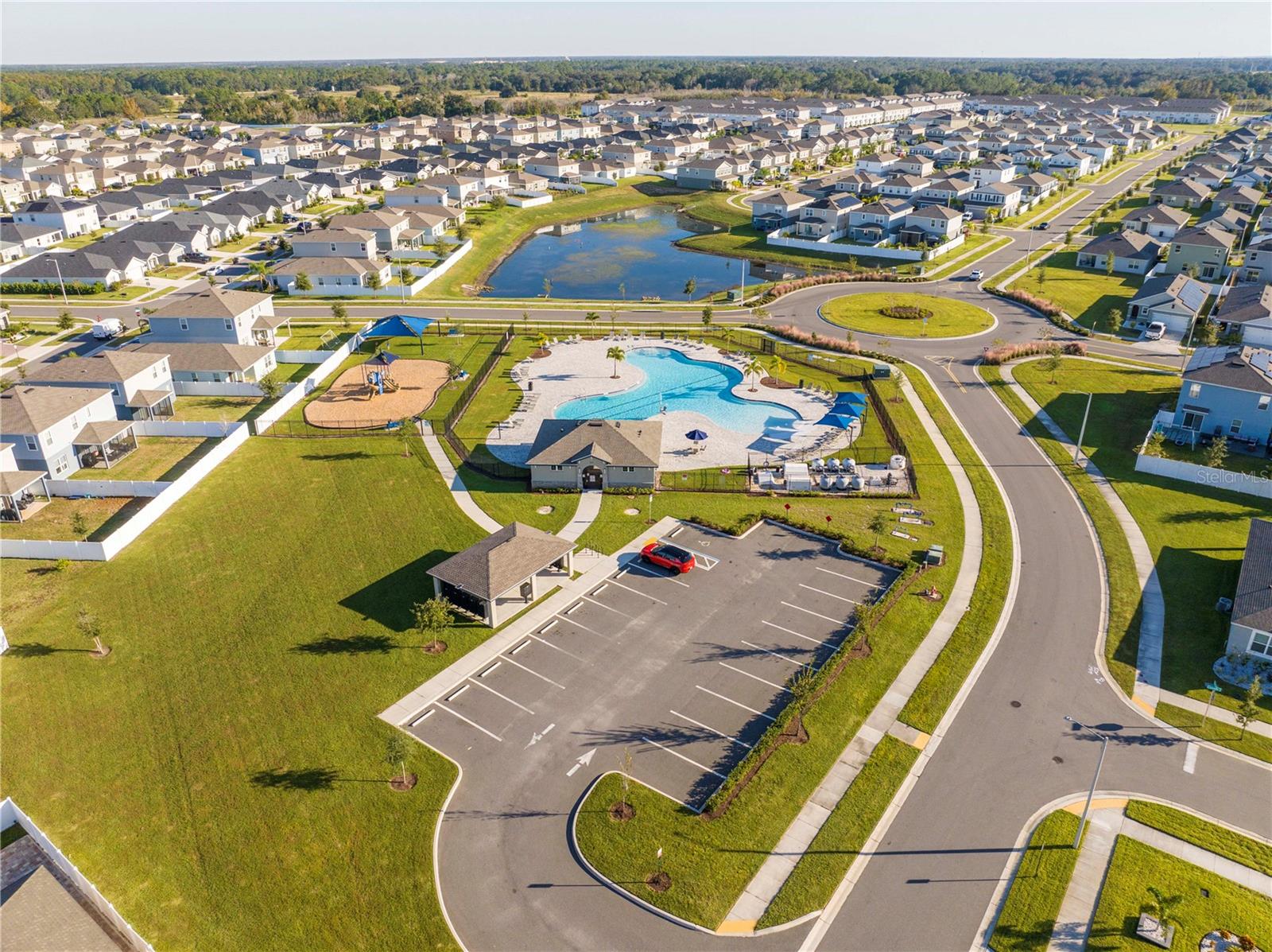 Image 75 of 83 For 2132 Desert Rose Drive