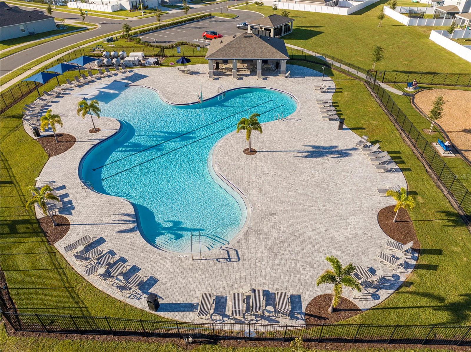 Image 78 of 83 For 2132 Desert Rose Drive