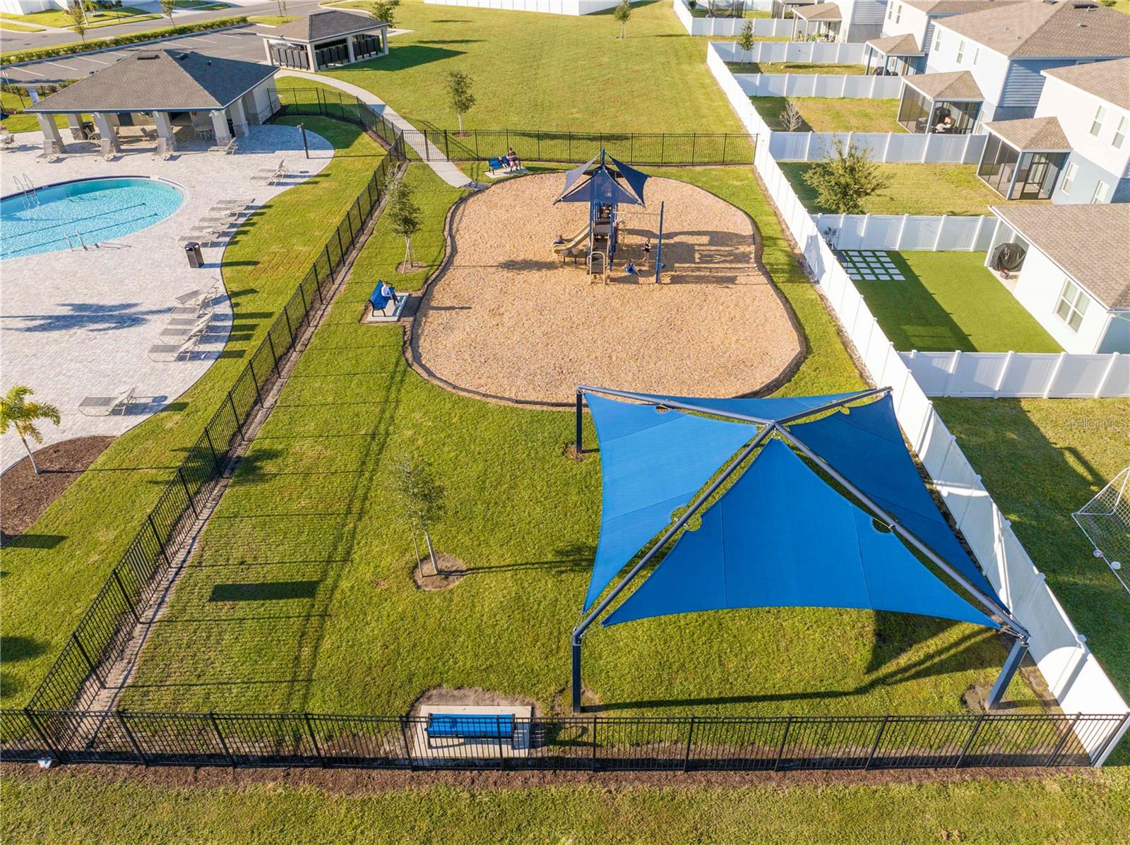 Image 82 of 83 For 2132 Desert Rose Drive