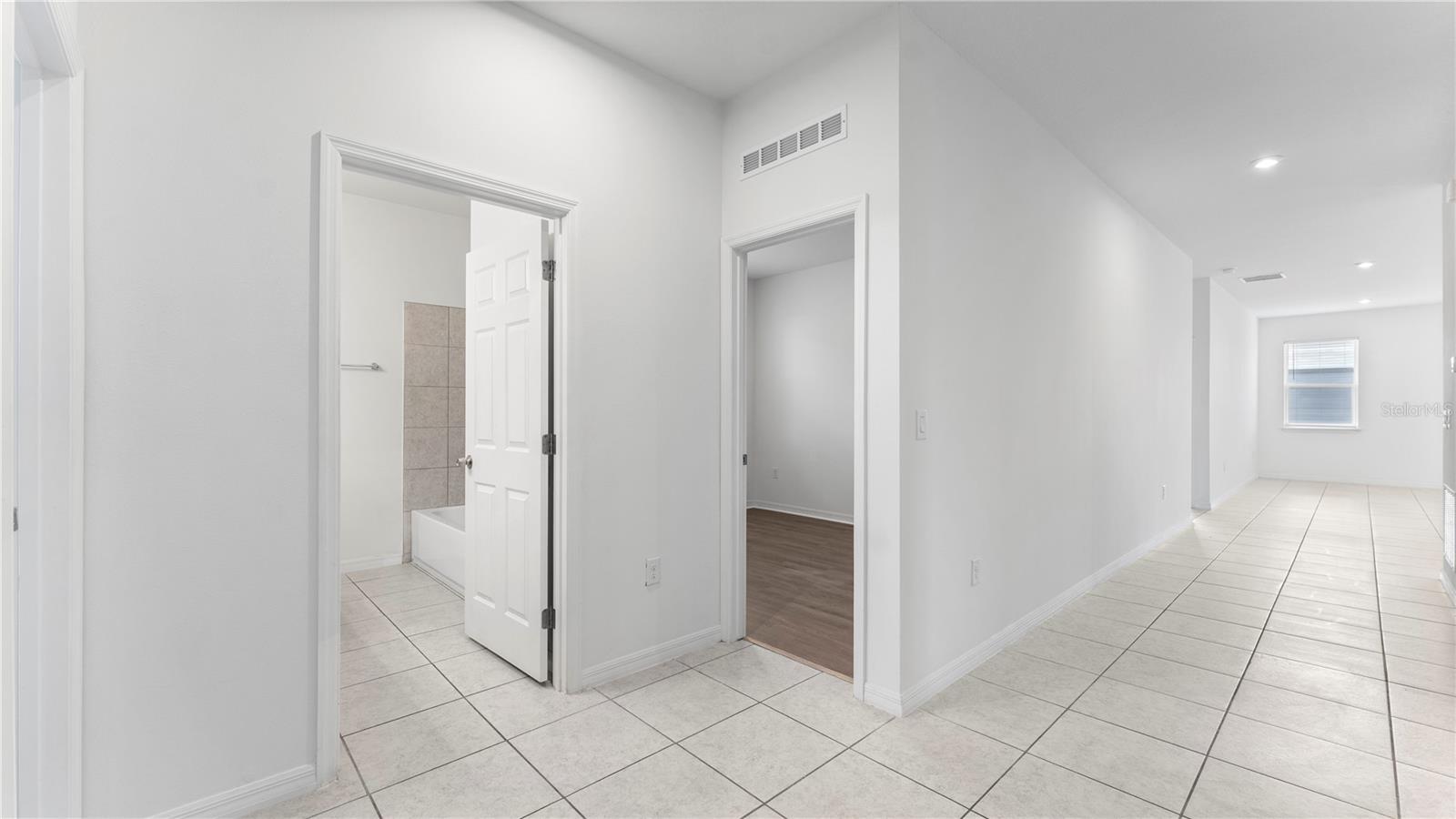 Image 24 of 30 For 1092 Patriot Loop