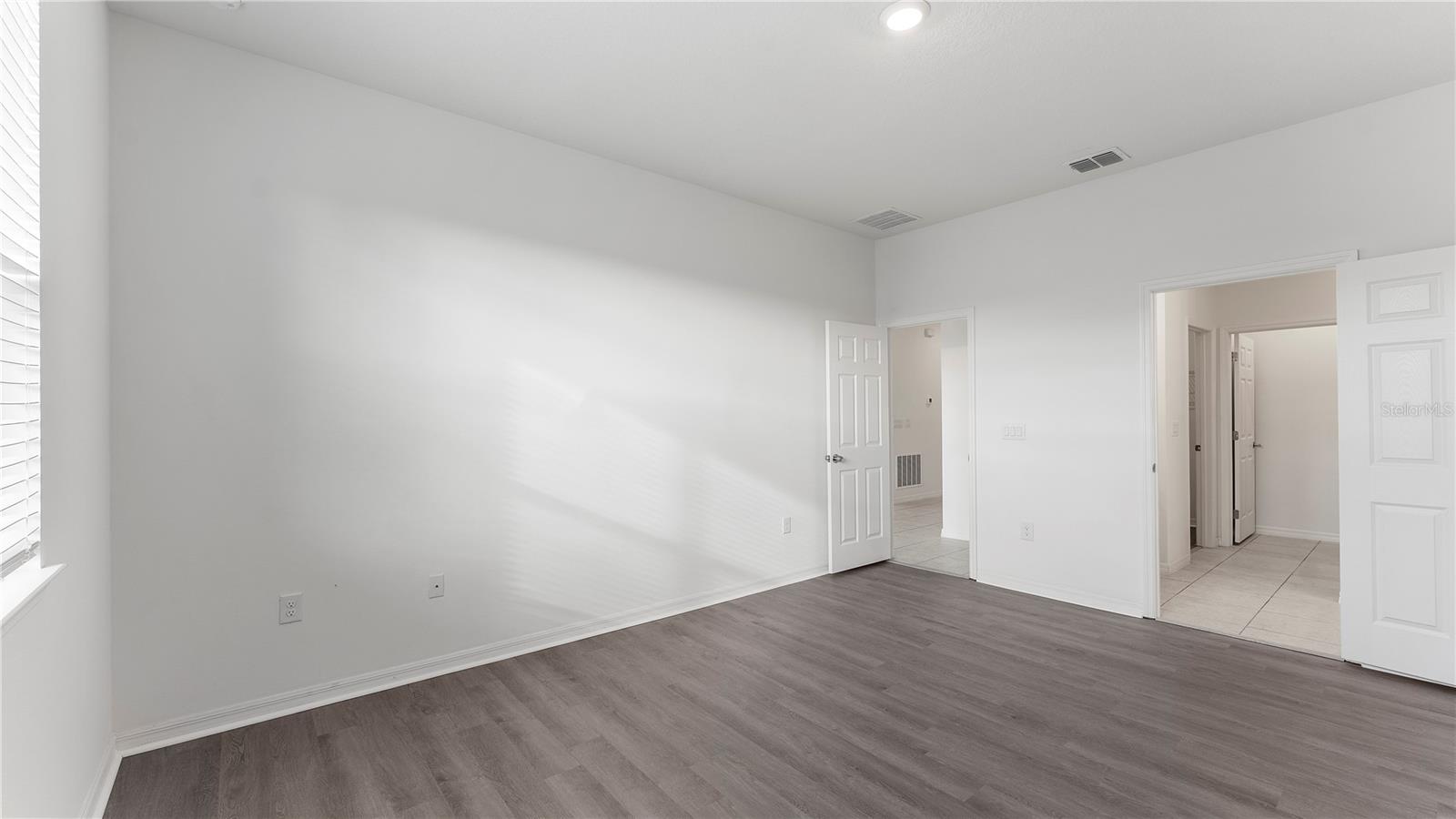 Image 5 of 30 For 1092 Patriot Loop