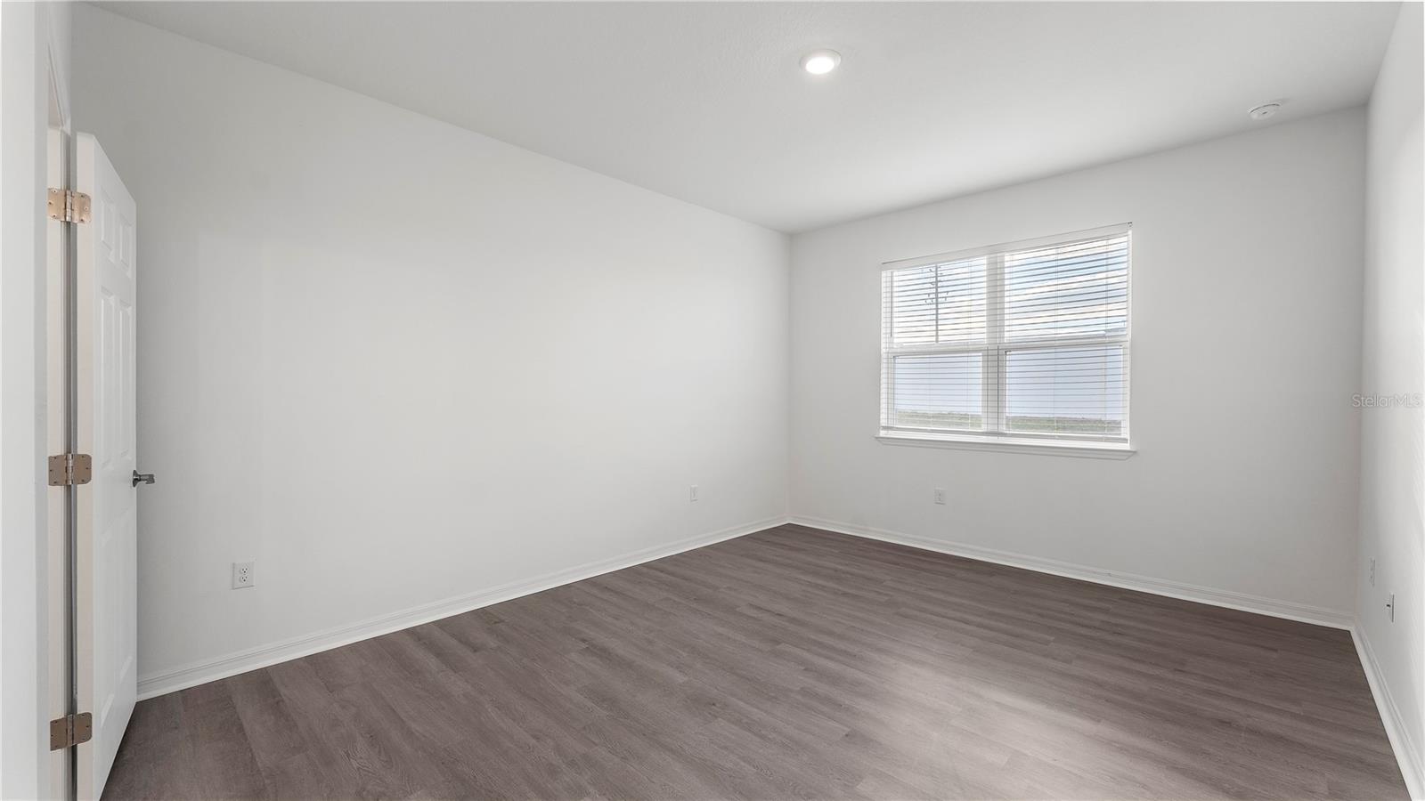 Image 7 of 30 For 1092 Patriot Loop