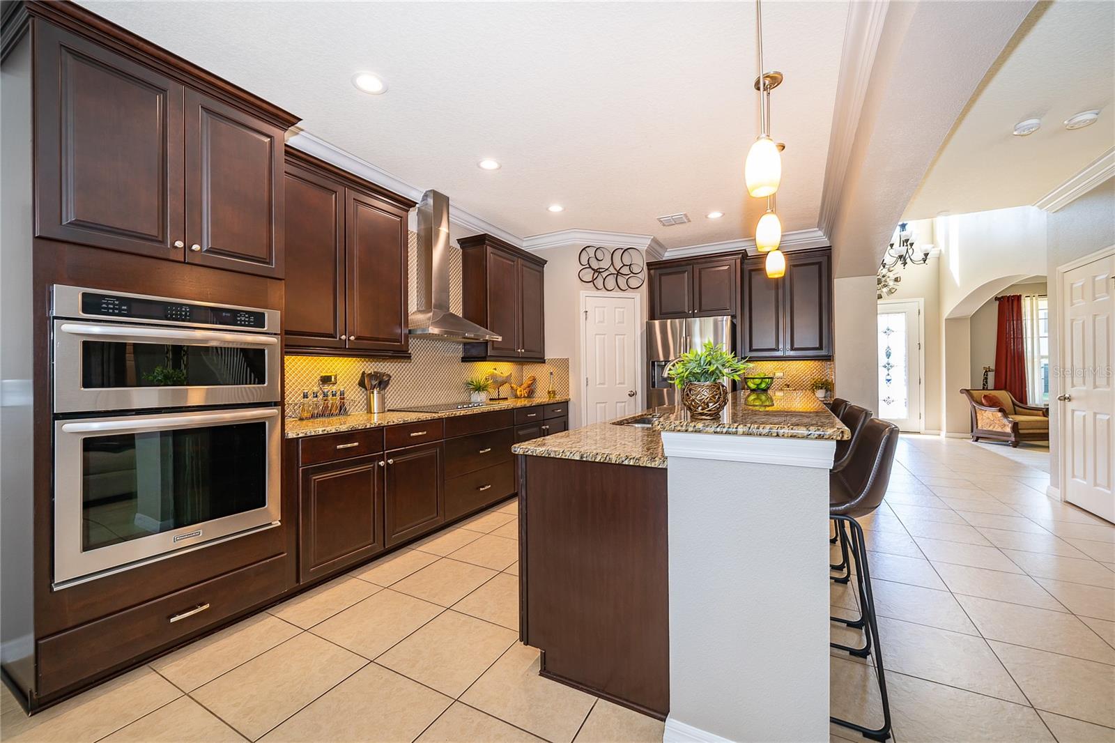 Image 18 of 53 For 19385 Pummelo Drive