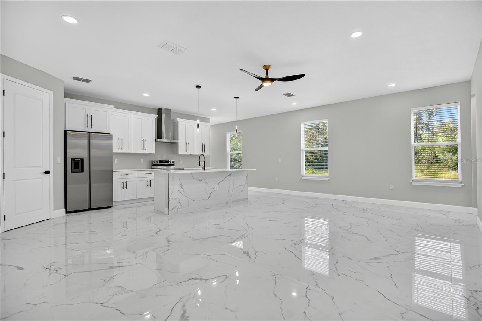 Image 3 of 28 For 1132 Morse Street