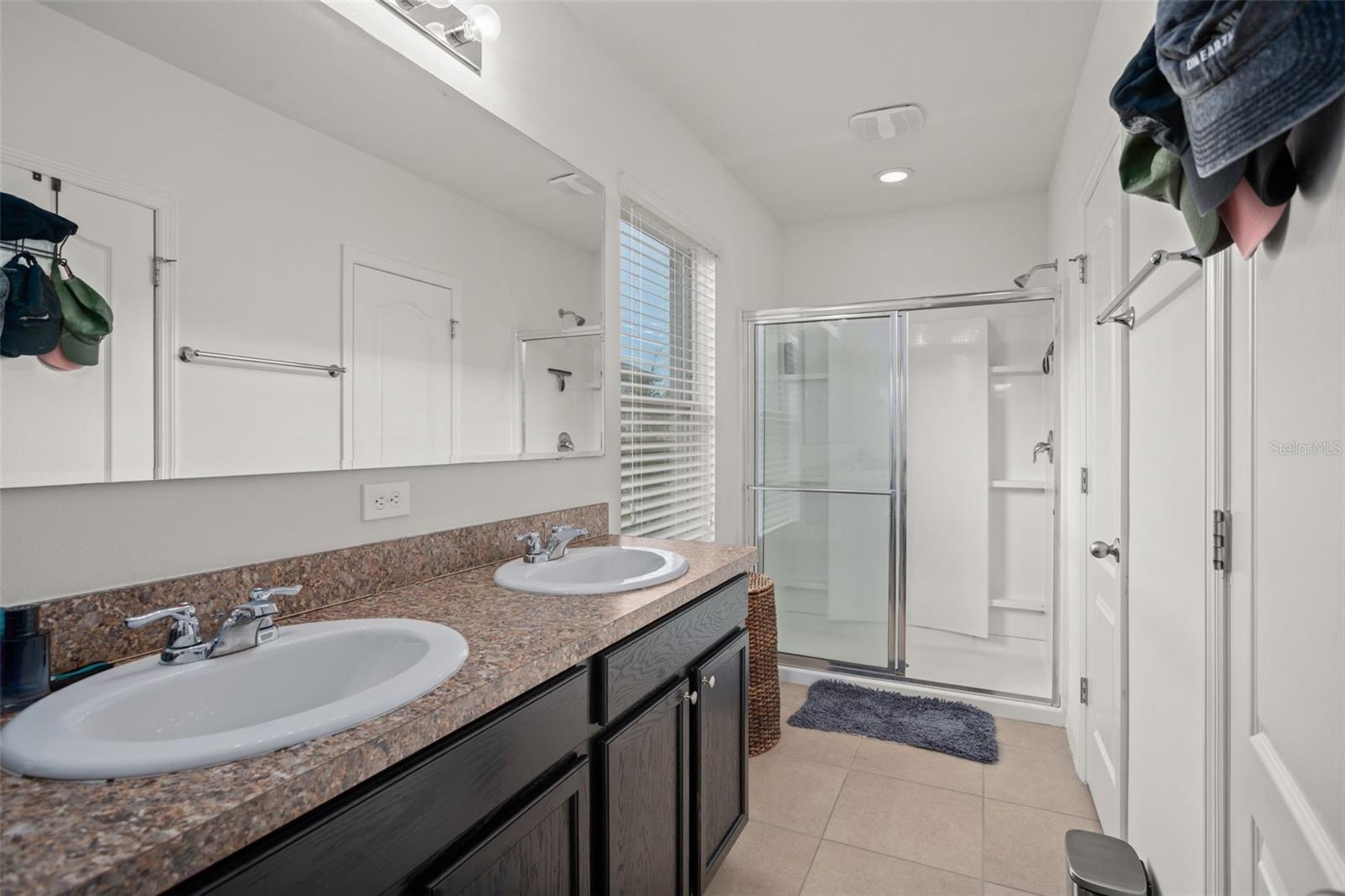 Image 10 of 31 For 3449 Seneca Club Loop 24-101