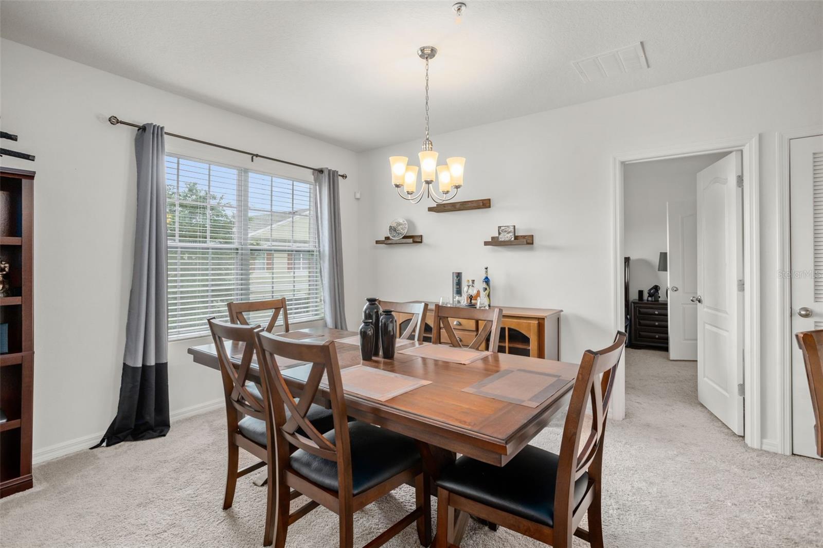 Image 6 of 31 For 3449 Seneca Club Loop 24-101