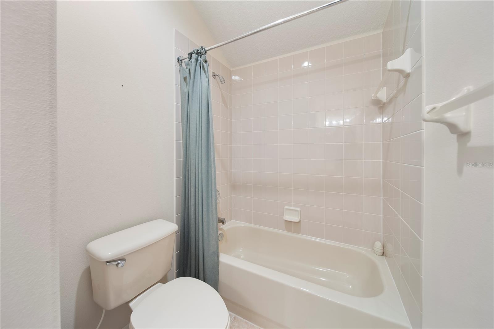 Image 38 of 50 For 10460 Wiscane Avenue