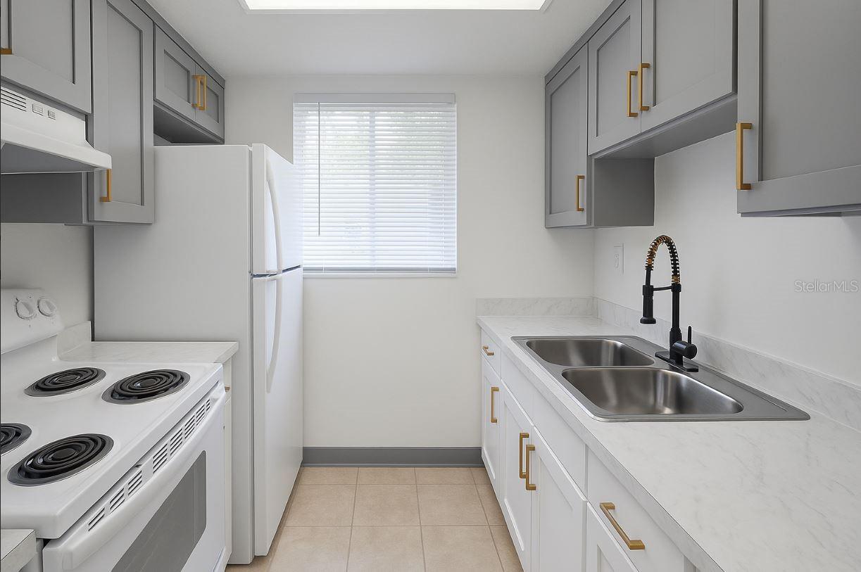 Image 4 of 9 For 1217 Kennedy Road 56