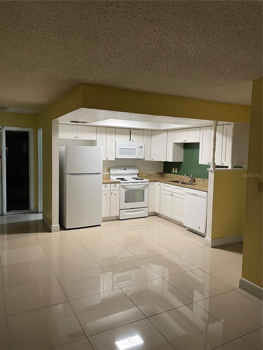 Image 3 of 6 For 7352 Balboa Drive 7352