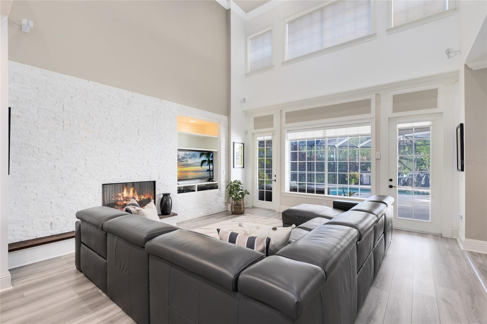 Image 10 of 51 For 9598 Pine Lily Street