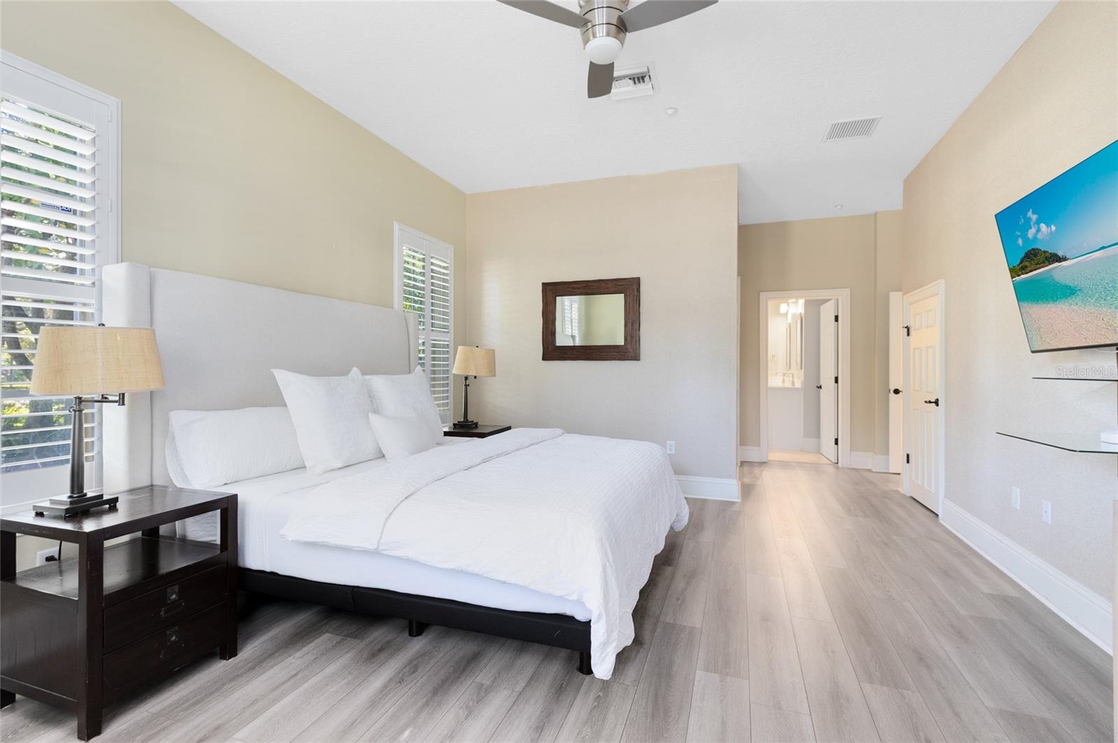 Image 14 of 51 For 9598 Pine Lily Street