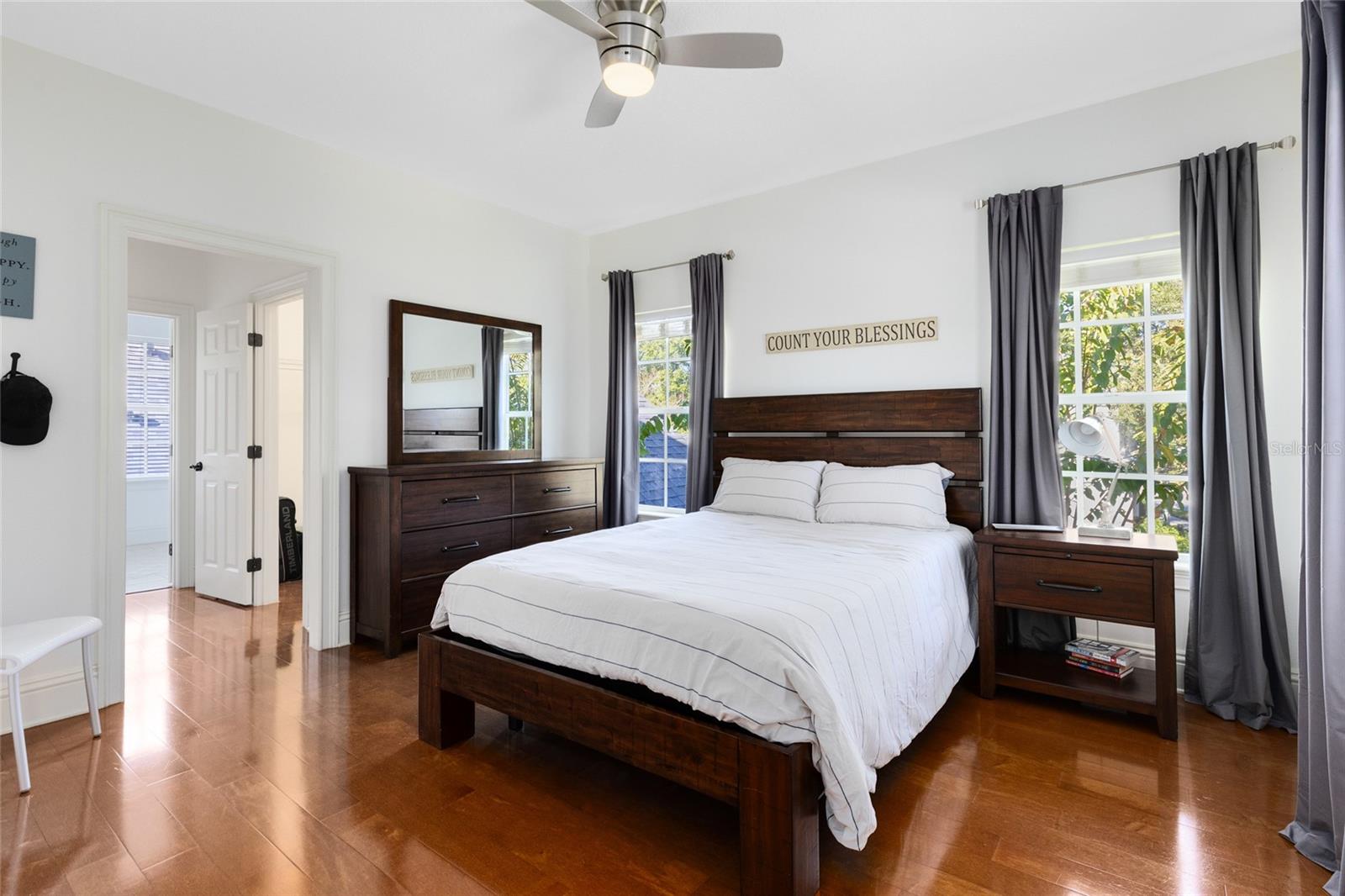 Image 23 of 51 For 9598 Pine Lily Street