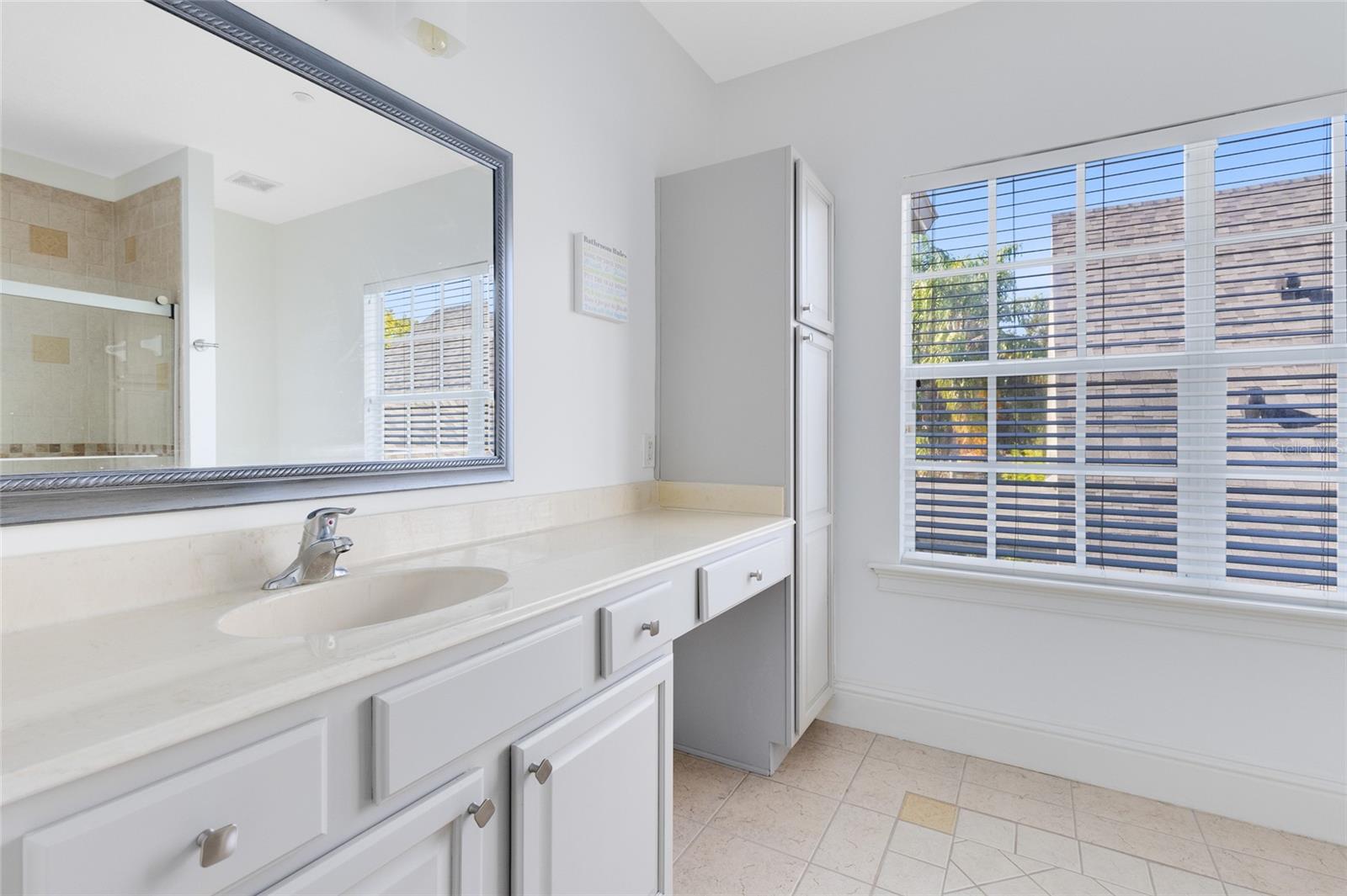 Image 24 of 51 For 9598 Pine Lily Street