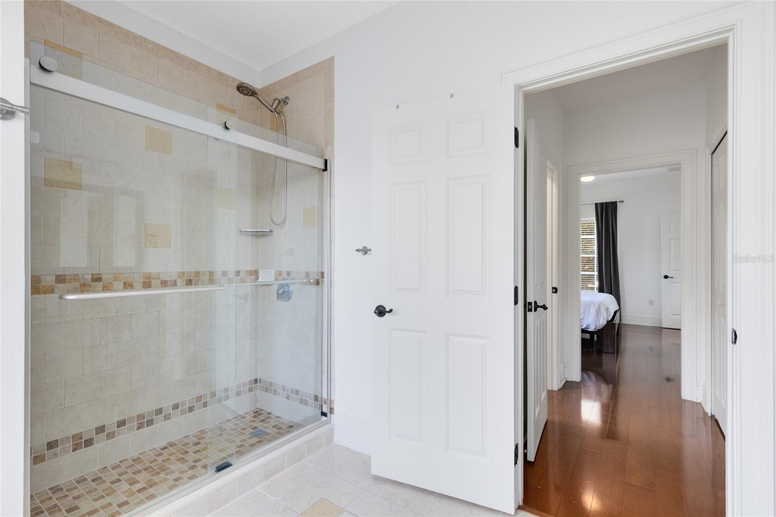 Image 25 of 51 For 9598 Pine Lily Street