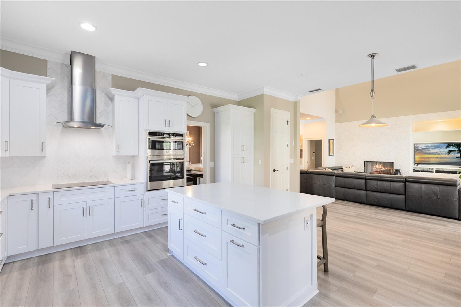 Image 5 of 51 For 9598 Pine Lily Street