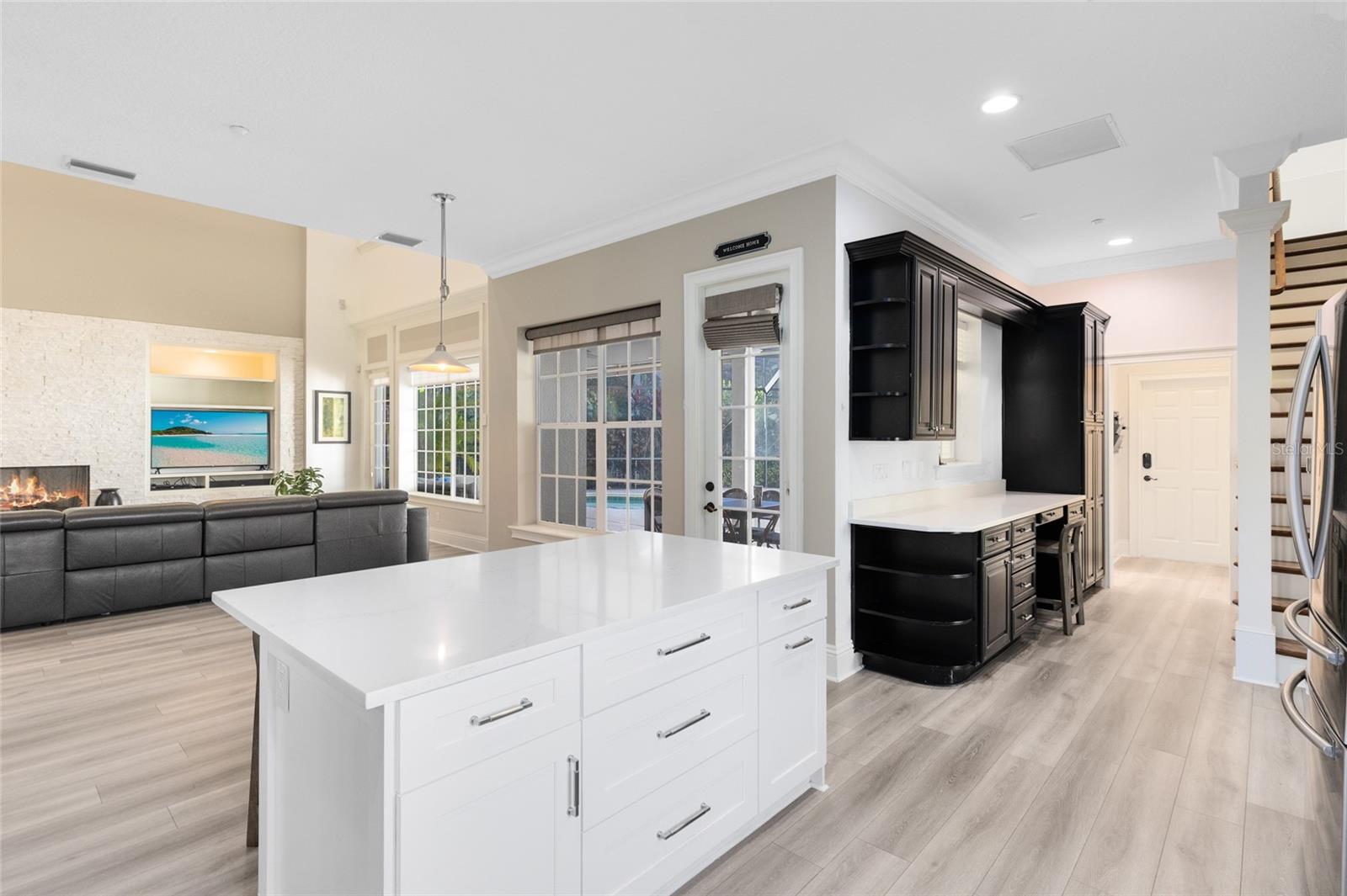 Image 6 of 51 For 9598 Pine Lily Street