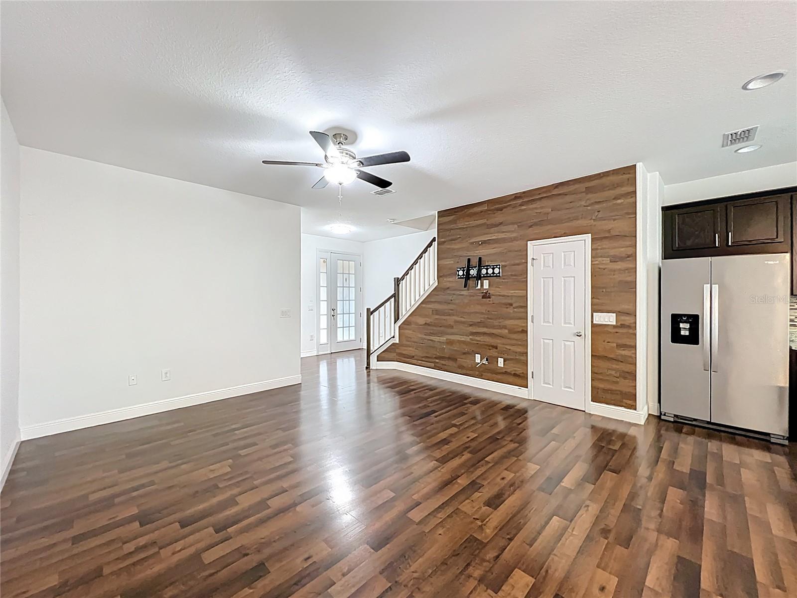 Image 11 of 61 For 4886 Matteo Trail