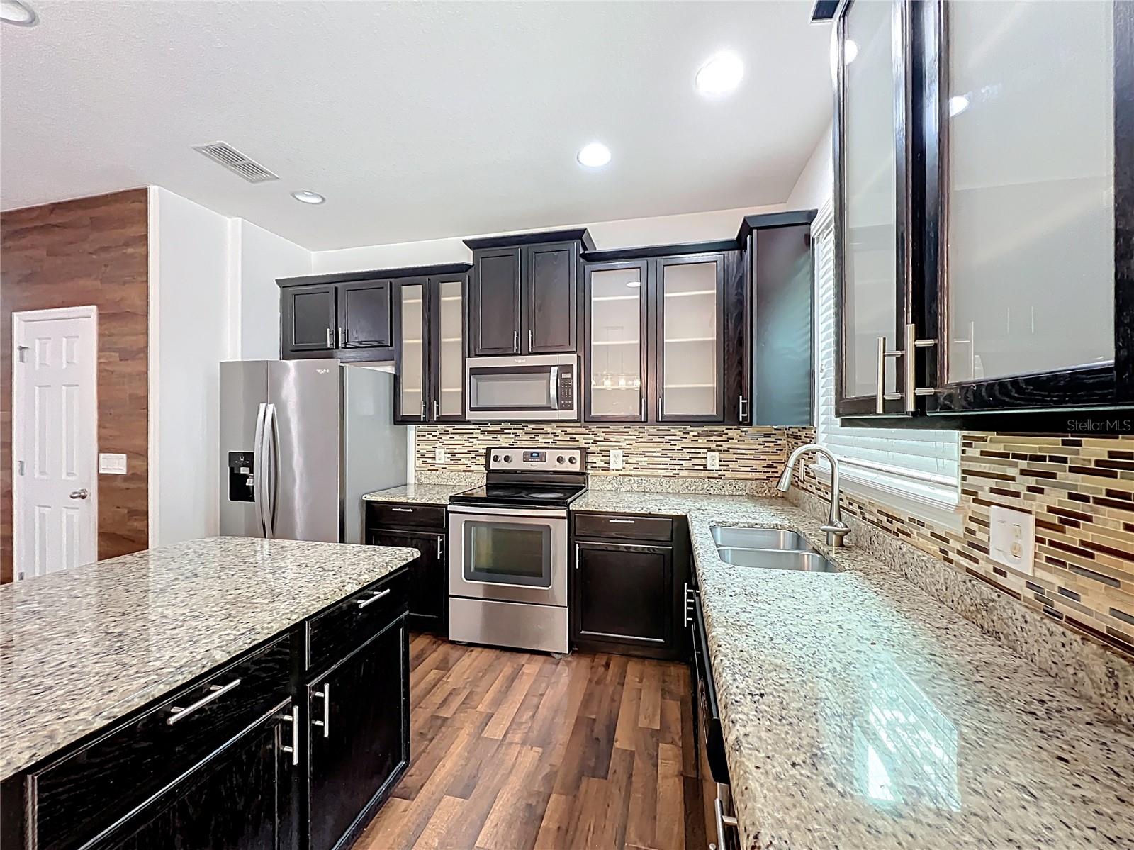 Image 13 of 61 For 4886 Matteo Trail