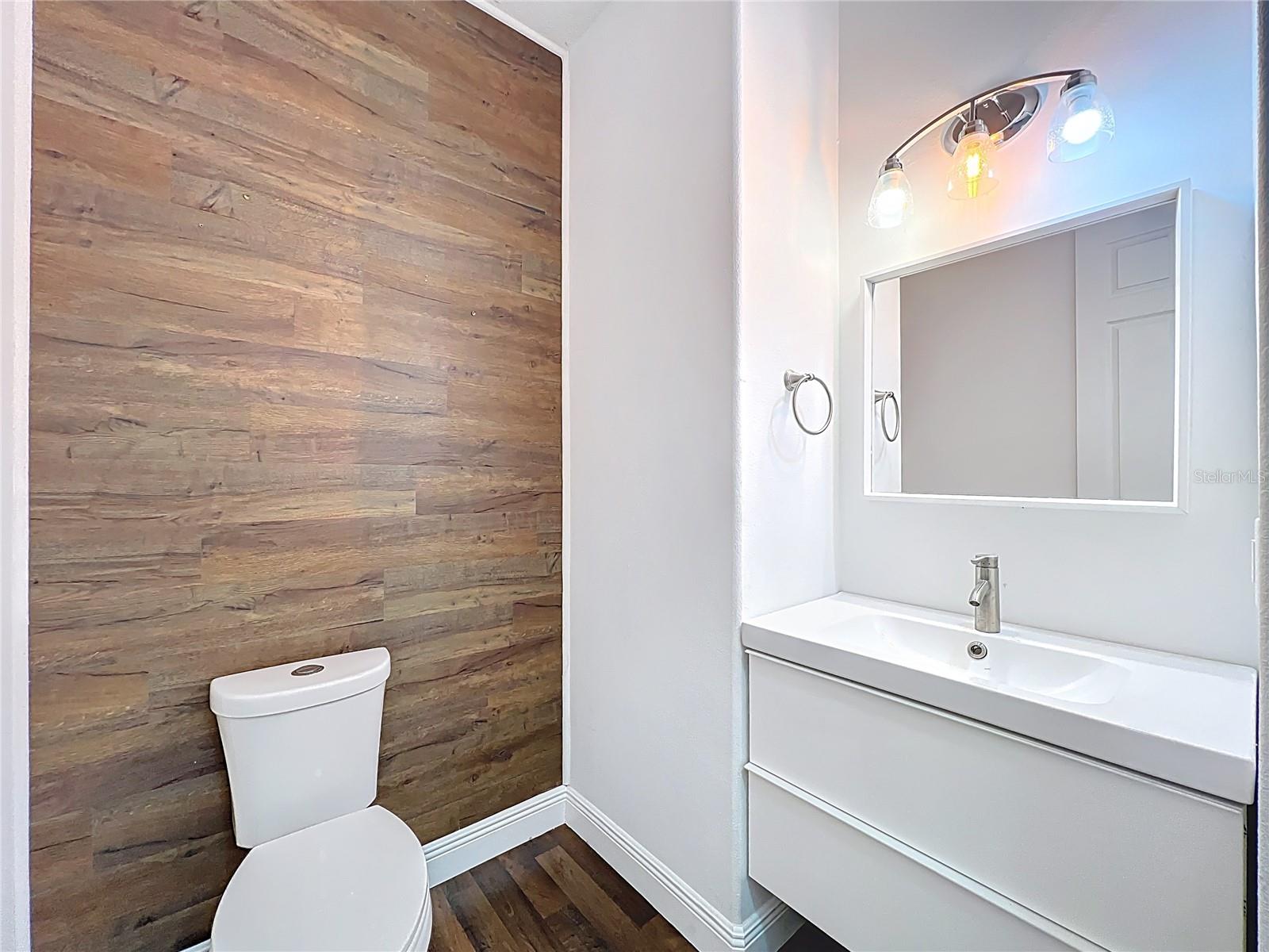 Image 19 of 61 For 4886 Matteo Trail