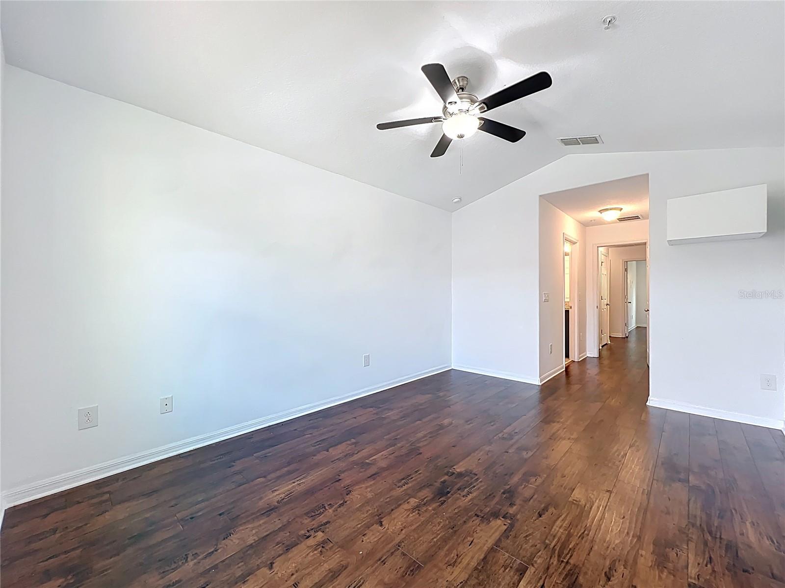 Image 28 of 61 For 4886 Matteo Trail