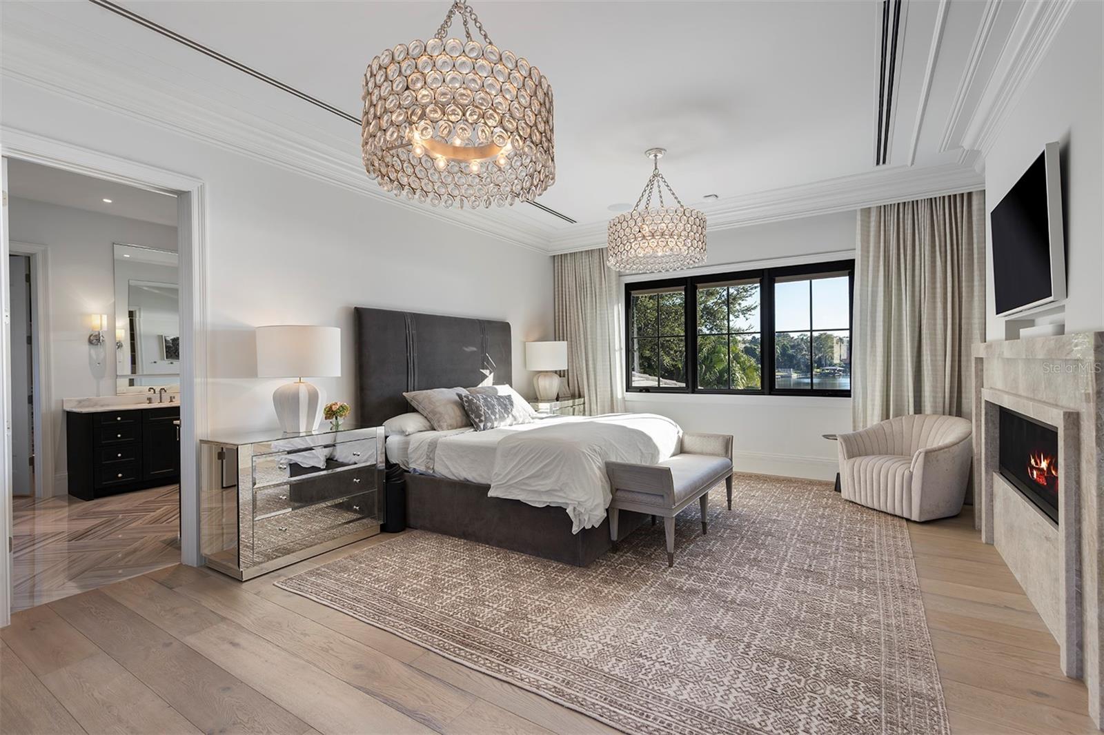 Image 24 of 47 For 1920 Lakeside Drive