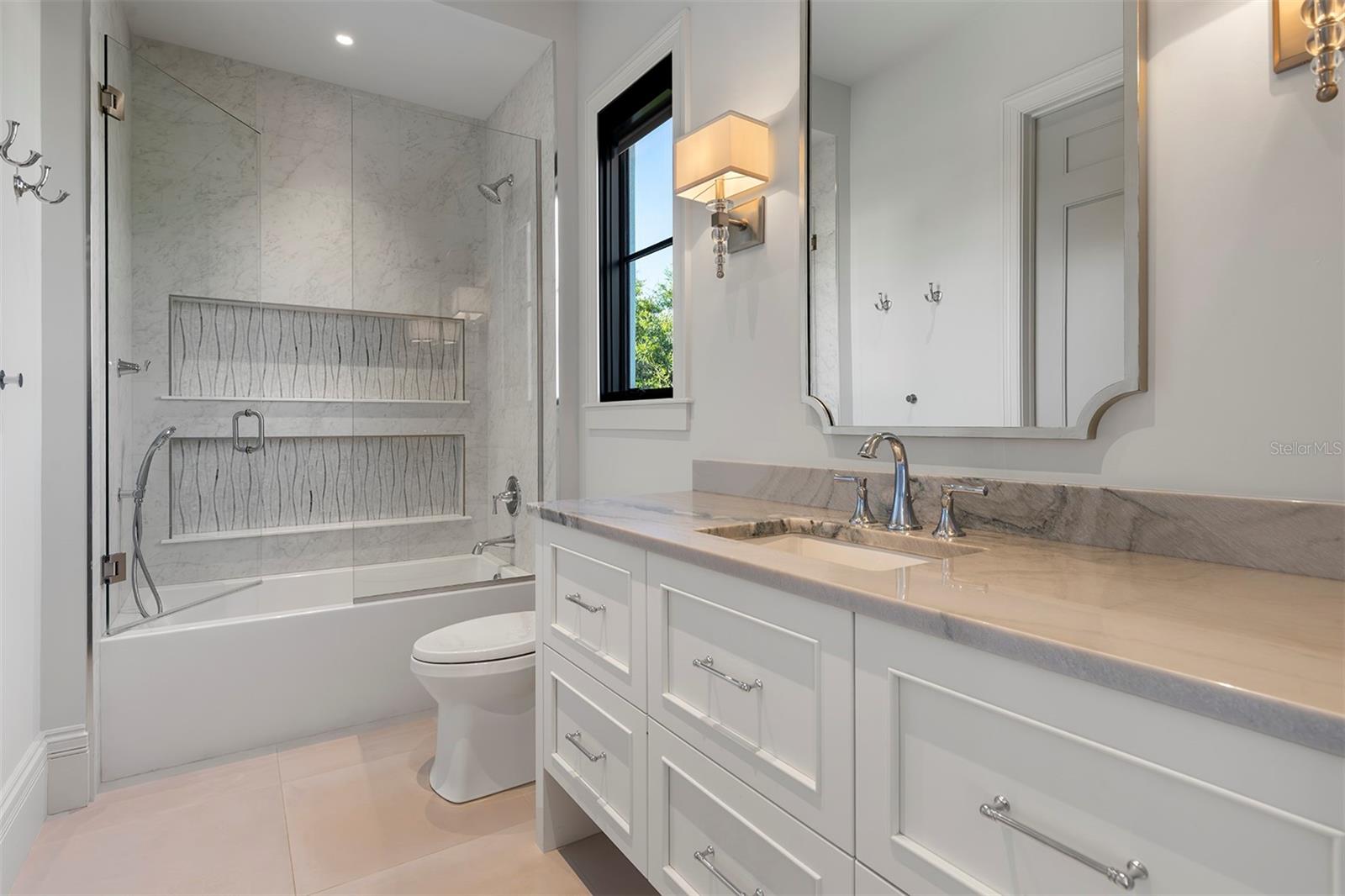 Image 27 of 47 For 1920 Lakeside Drive