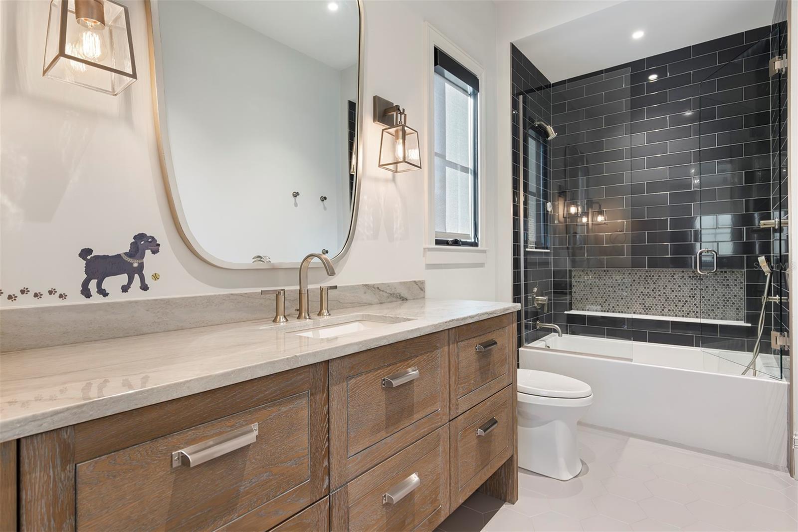 Image 29 of 47 For 1920 Lakeside Drive