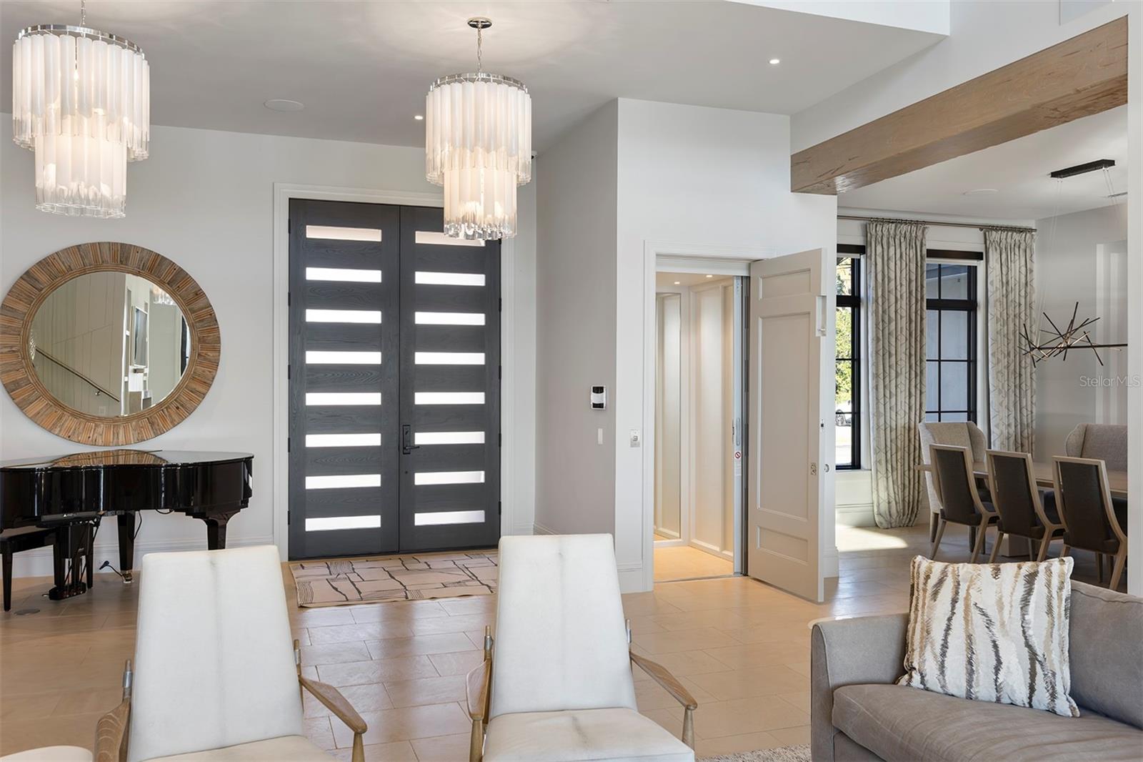 Image 4 of 47 For 1920 Lakeside Drive