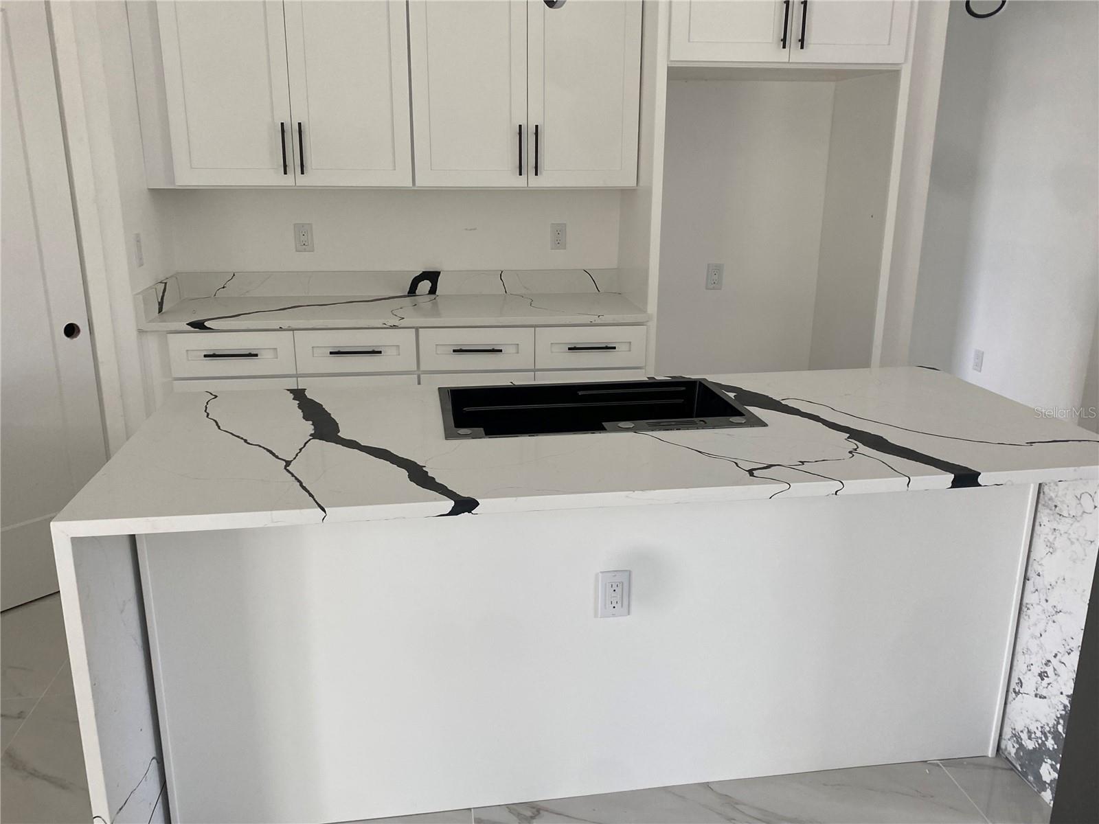 Image 2 of 8 For 2271 Conway Drive