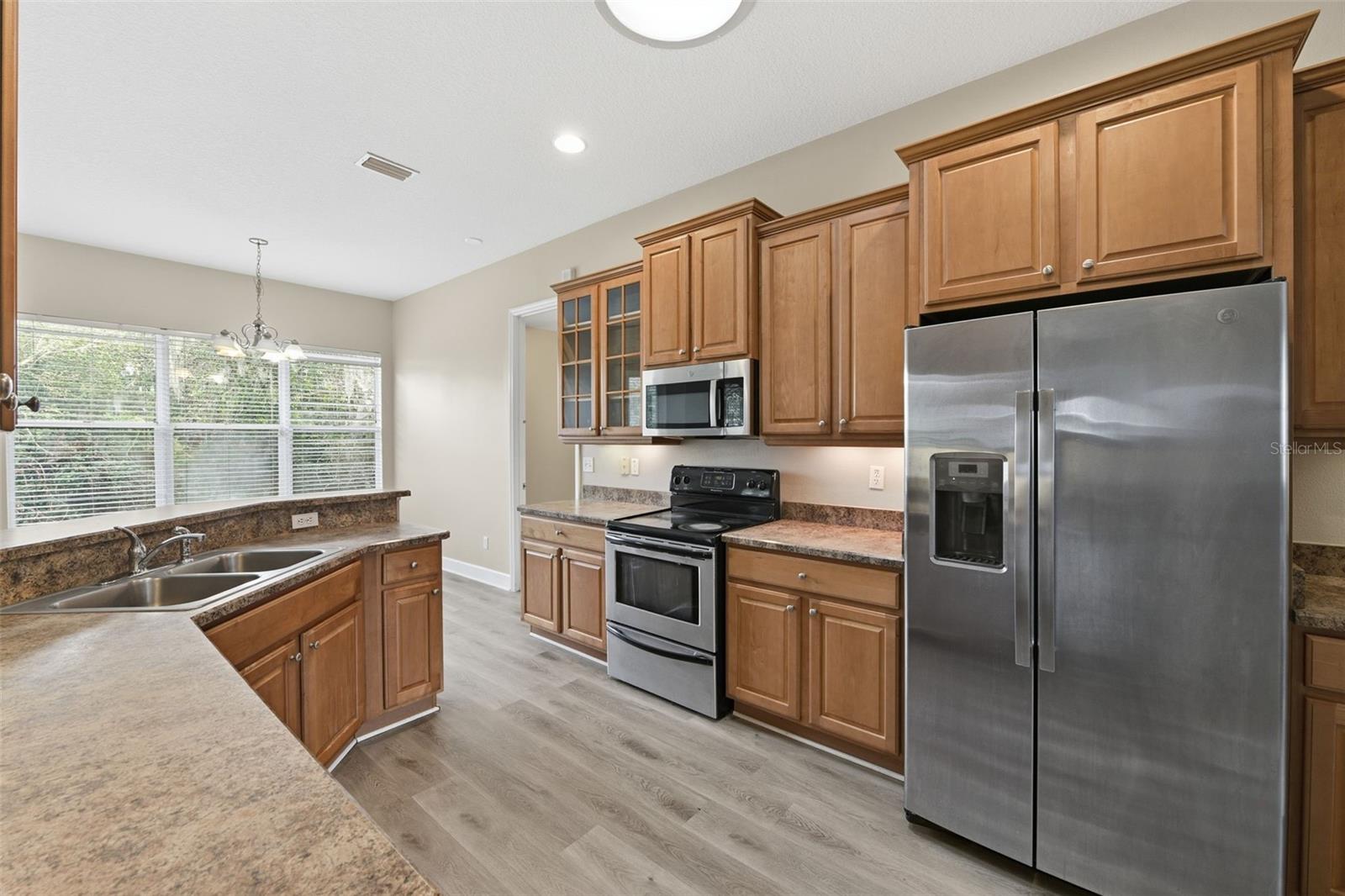 Image 12 of 36 For 609 Renner Road