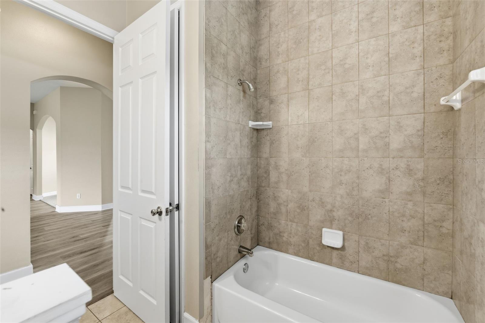 Image 26 of 36 For 609 Renner Road