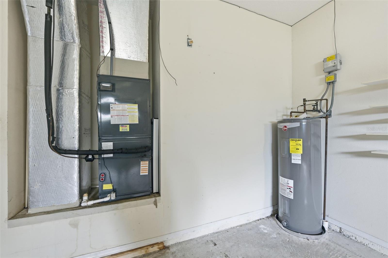 Image 27 of 36 For 609 Renner Road