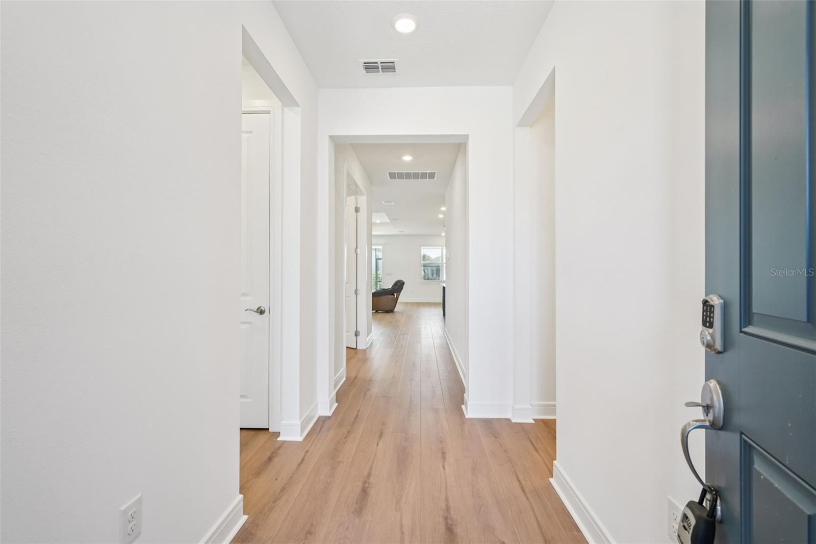 Image 4 of 29 For 5236 88th Circle