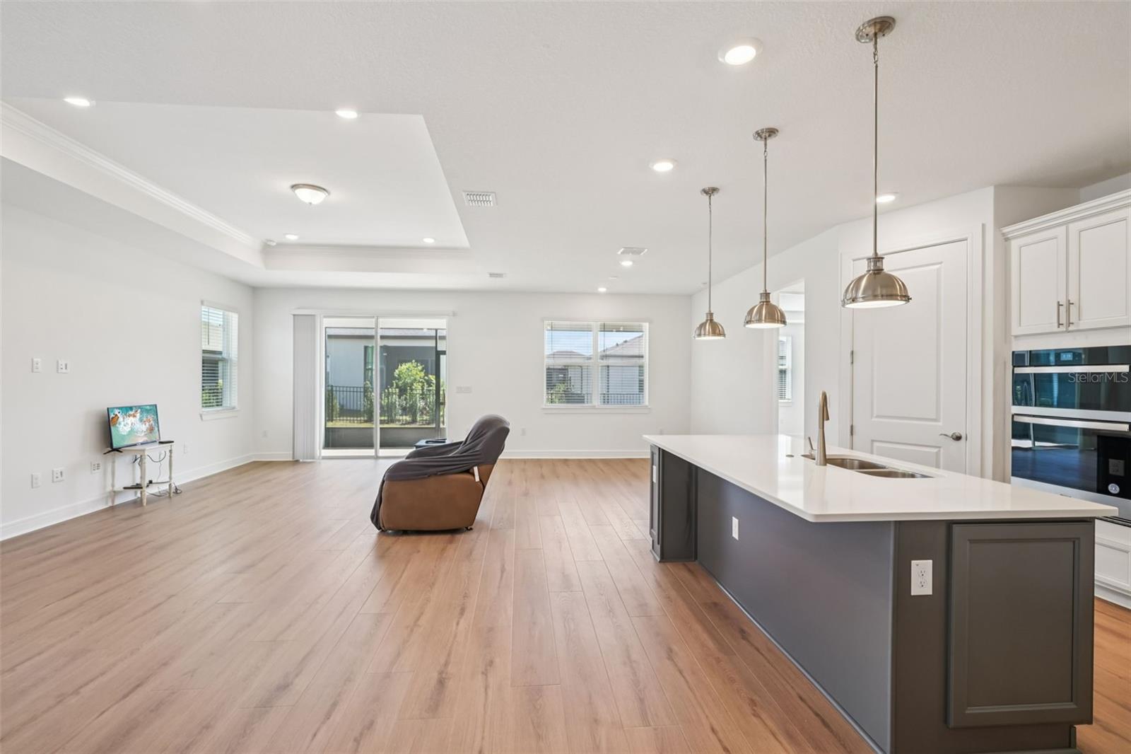 Image 5 of 29 For 5236 88th Circle