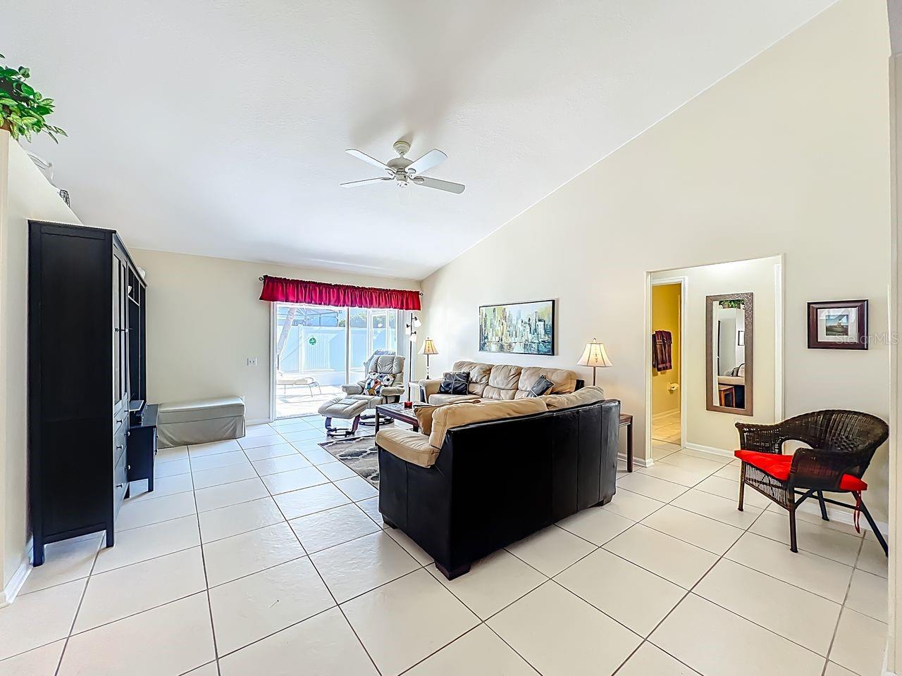 Image 10 of 85 For 3609 Idle Hour Drive