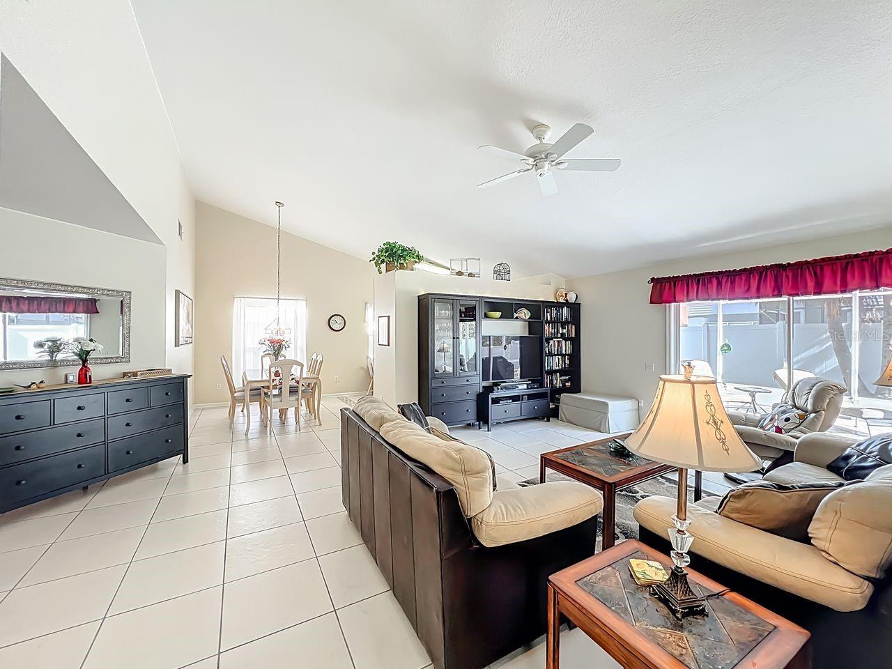 Image 11 of 85 For 3609 Idle Hour Drive