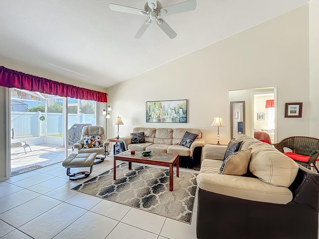 Image 13 of 85 For 3609 Idle Hour Drive