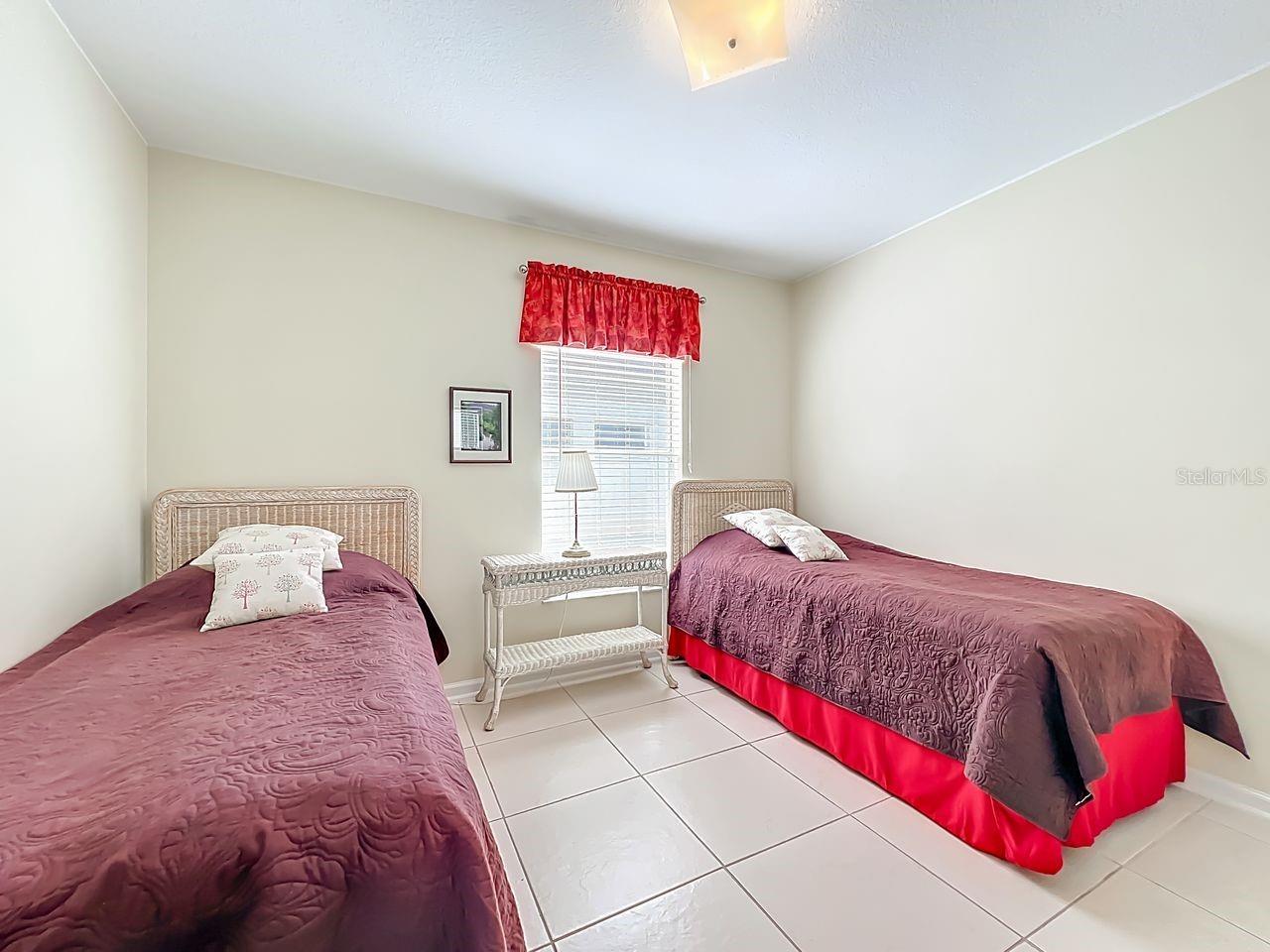 Image 34 of 85 For 3609 Idle Hour Drive