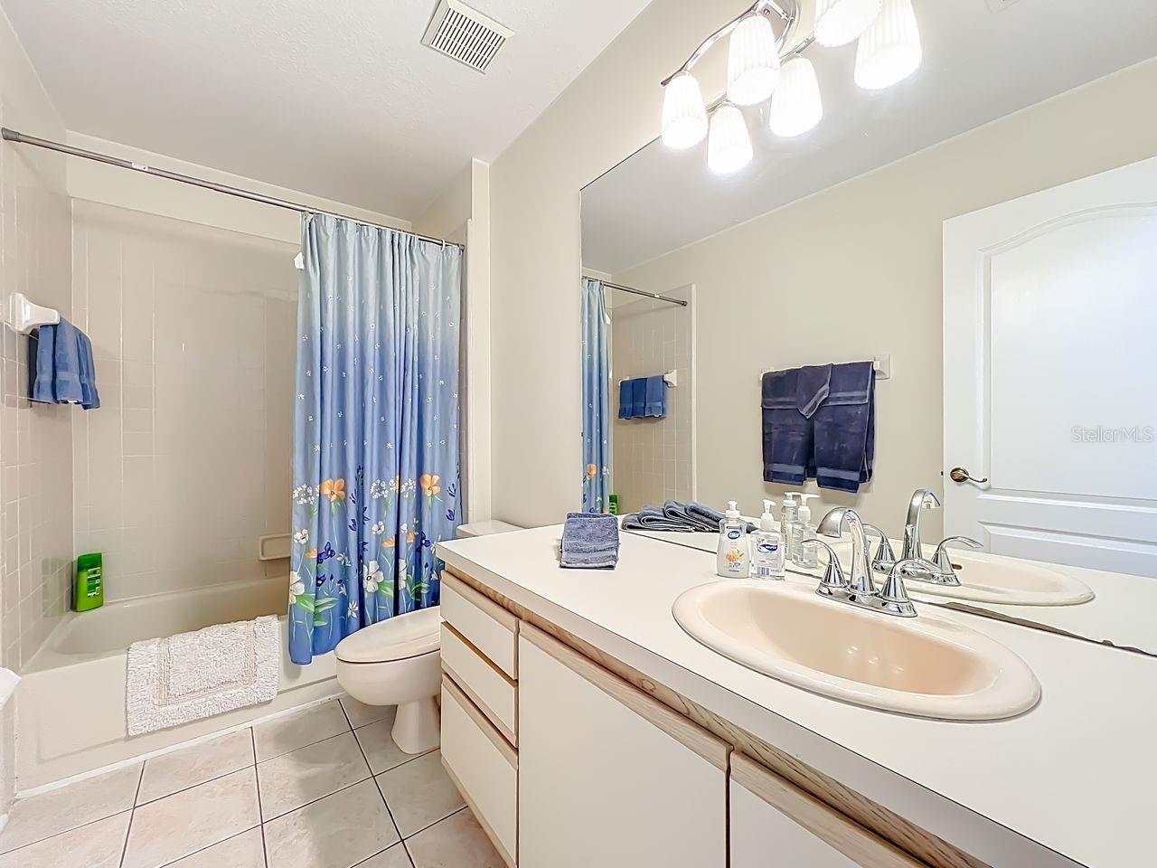 Image 38 of 85 For 3609 Idle Hour Drive