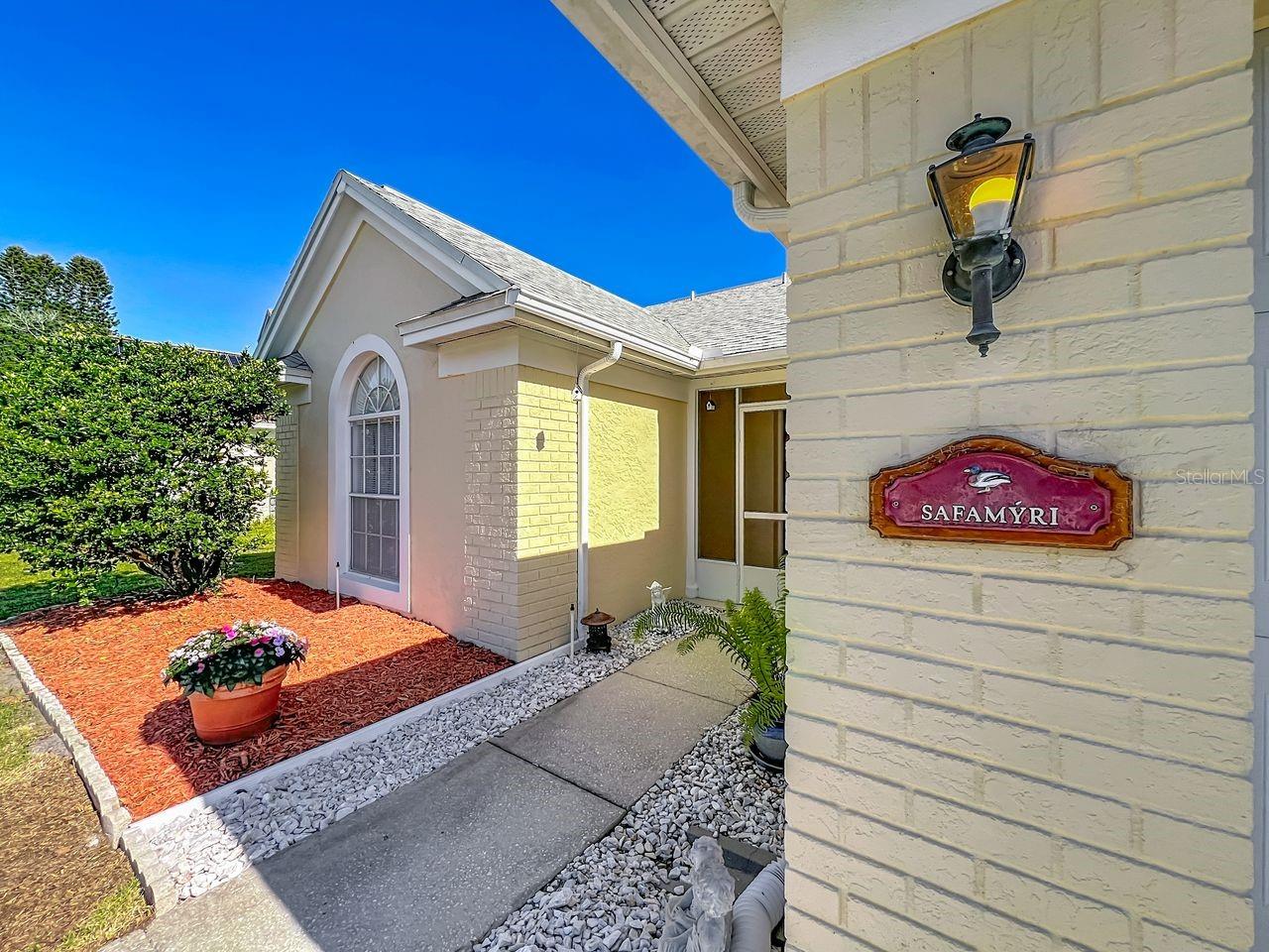 Image 4 of 85 For 3609 Idle Hour Drive